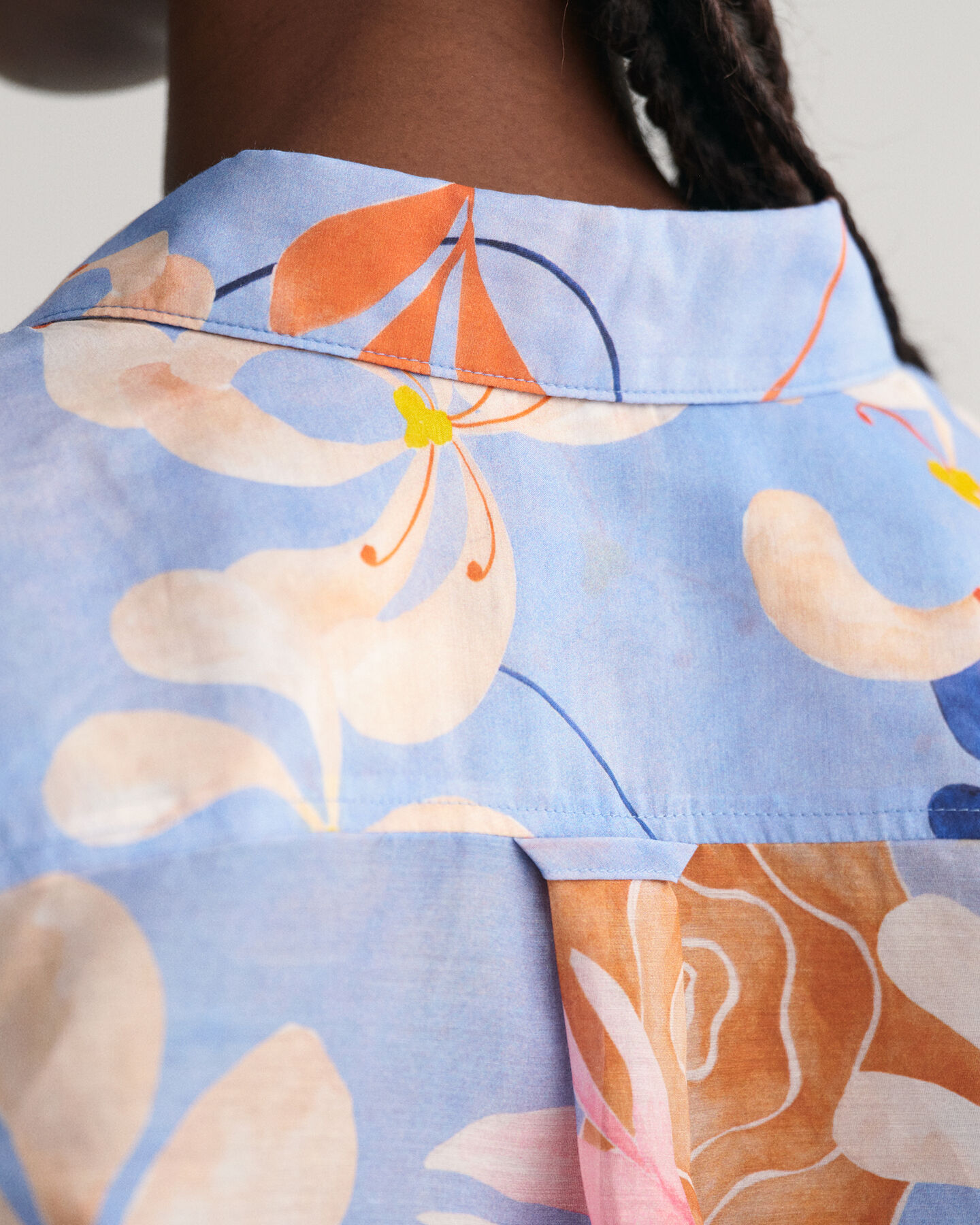 Camisa Regular Fit de seda y algodón con estampado de flores