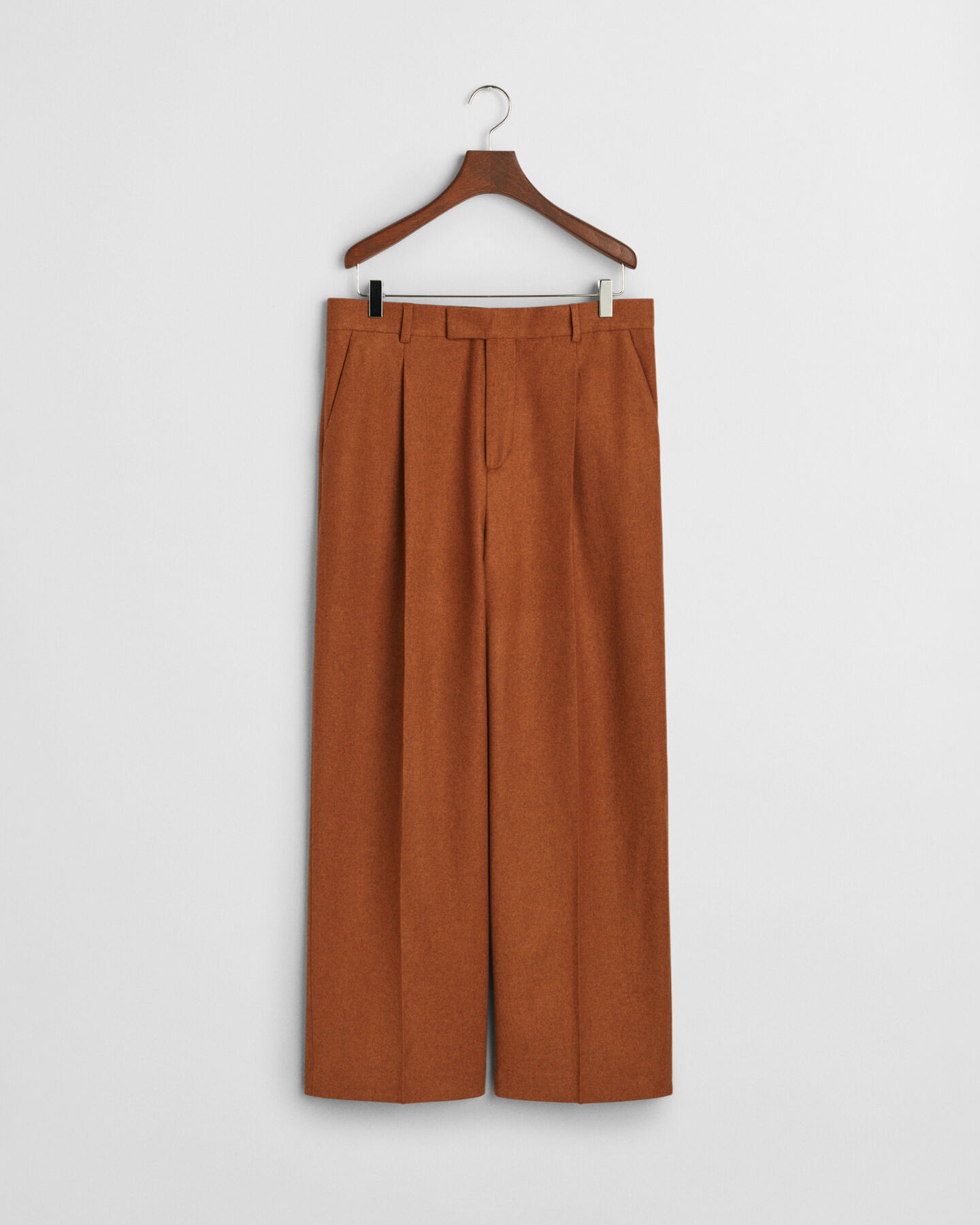 Pantalones de traje Relaxed Fit de franela de lana