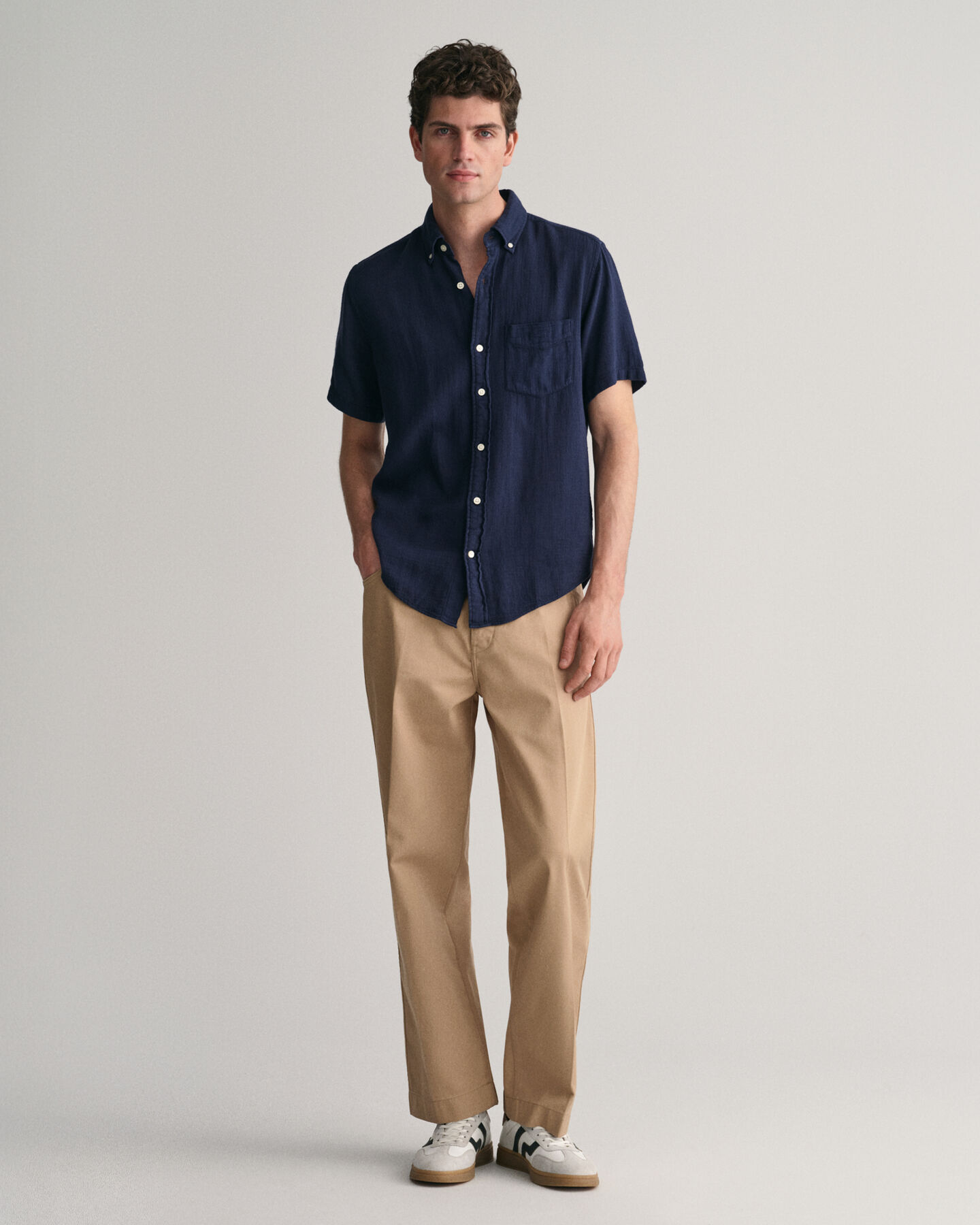 Camisa Regular Fit de manga corta de algod&oacute;n y lino con textura