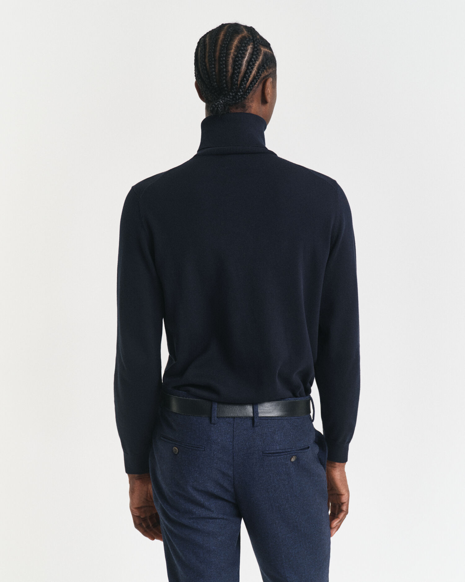 Jersey clásico de algodón con cuello de cisne