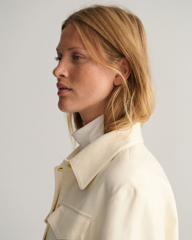 Chaqueta corta tipo americana