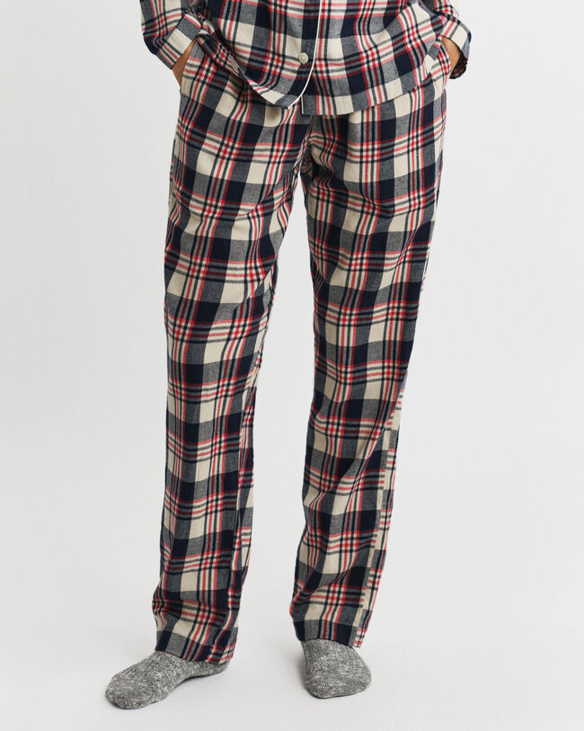 Caja de regalo con pijama de franela