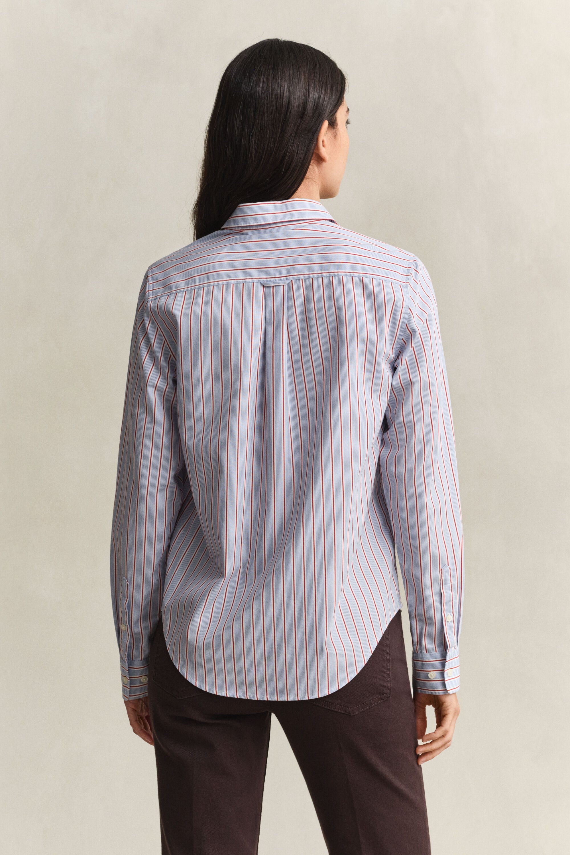 Camisa Regular Fit clásica de popelina a rayas
