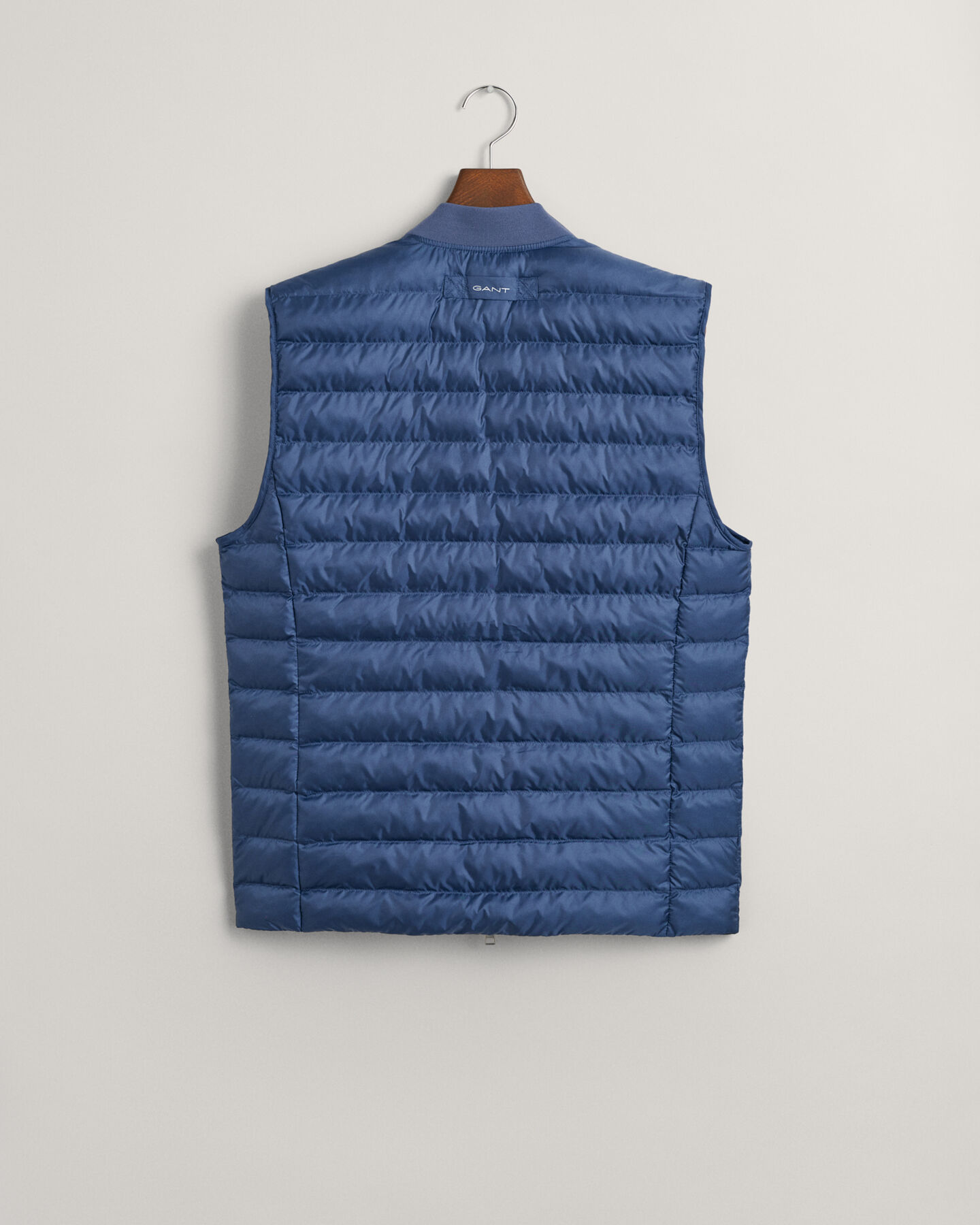 Chaleco bomber con acolchado ligero