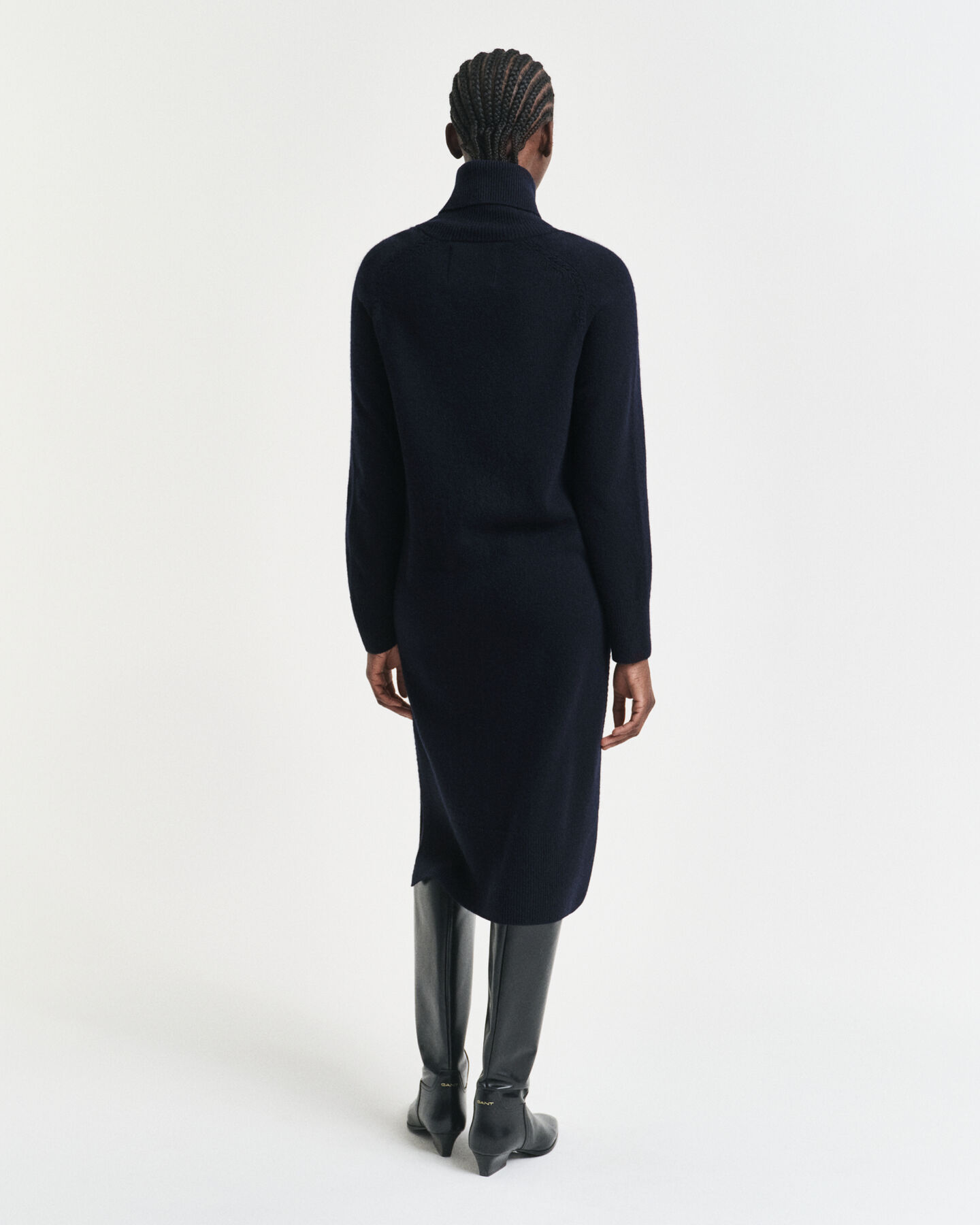 Vestido de cuello de cisne con detalle de punto