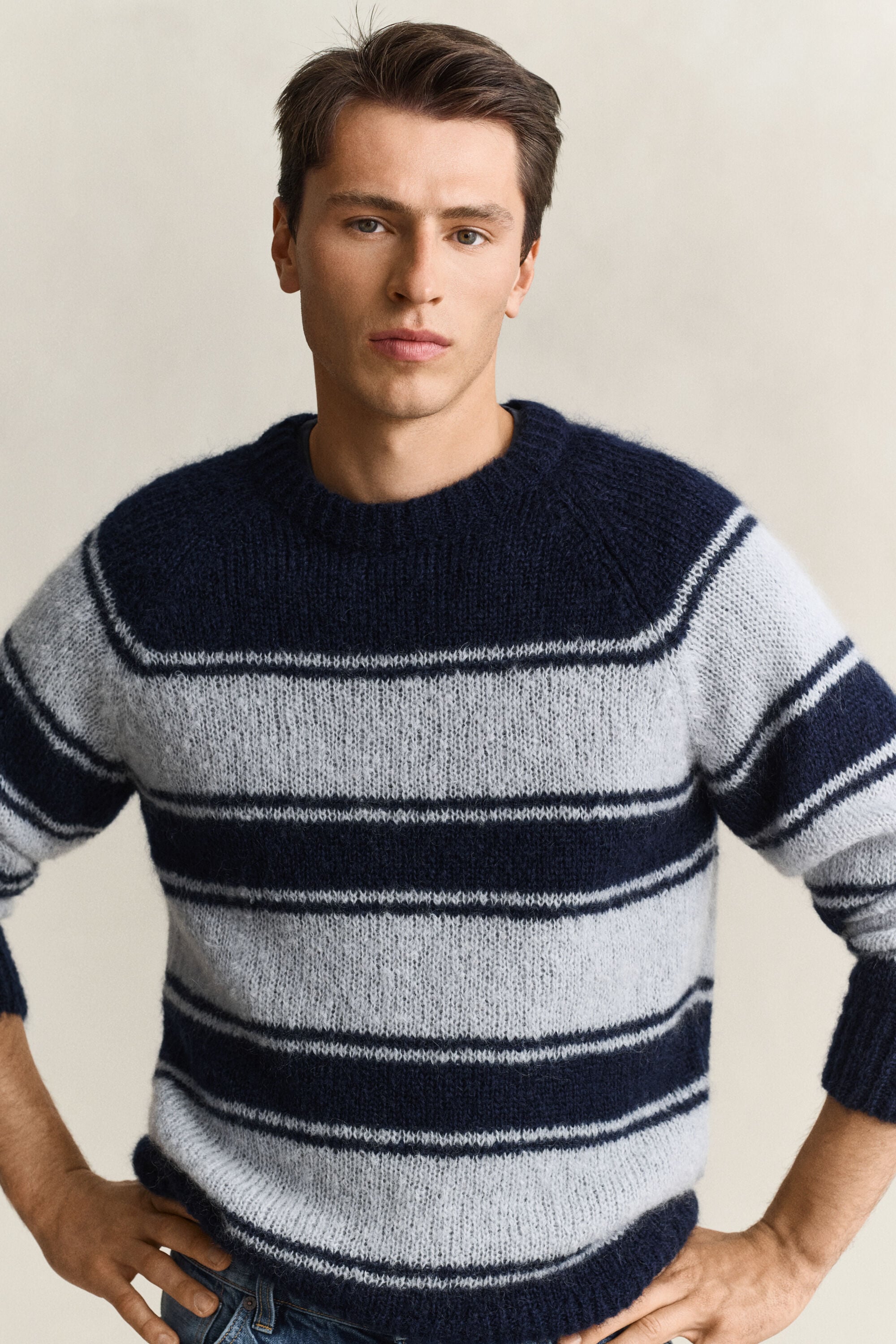 Jersey de cuello redondo en mezcla de mohair a rayas