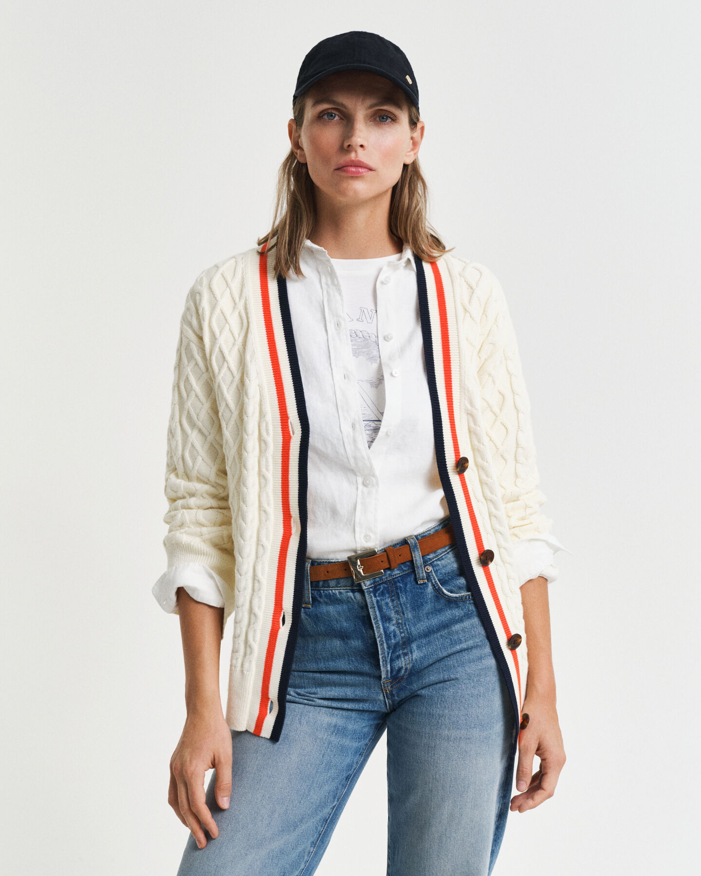 C&aacute;rdigan de punto de ochos en contraste