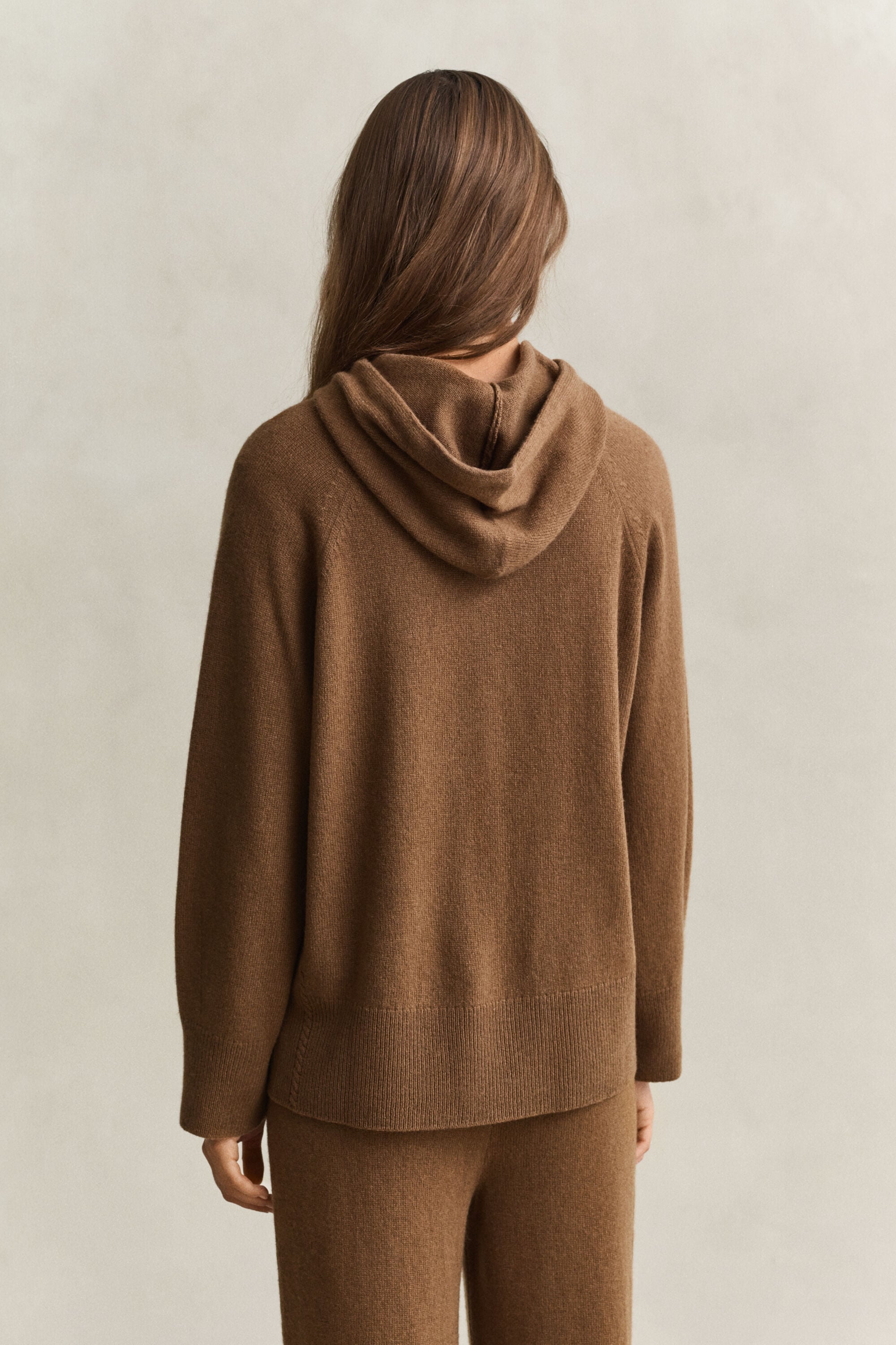 Sudadera de lana y cachemir con capucha