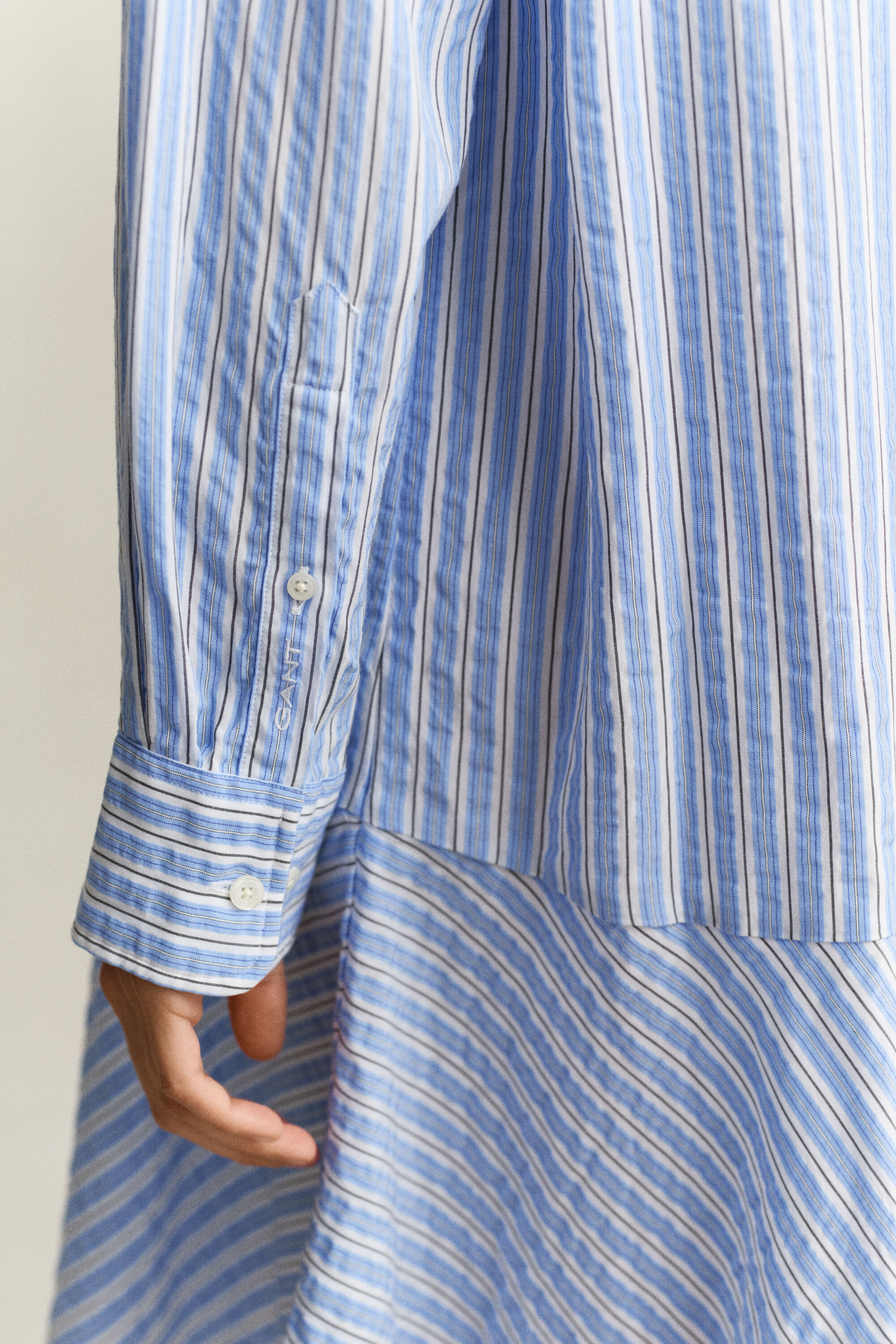 Vestido camisero de sirsaca a rayas