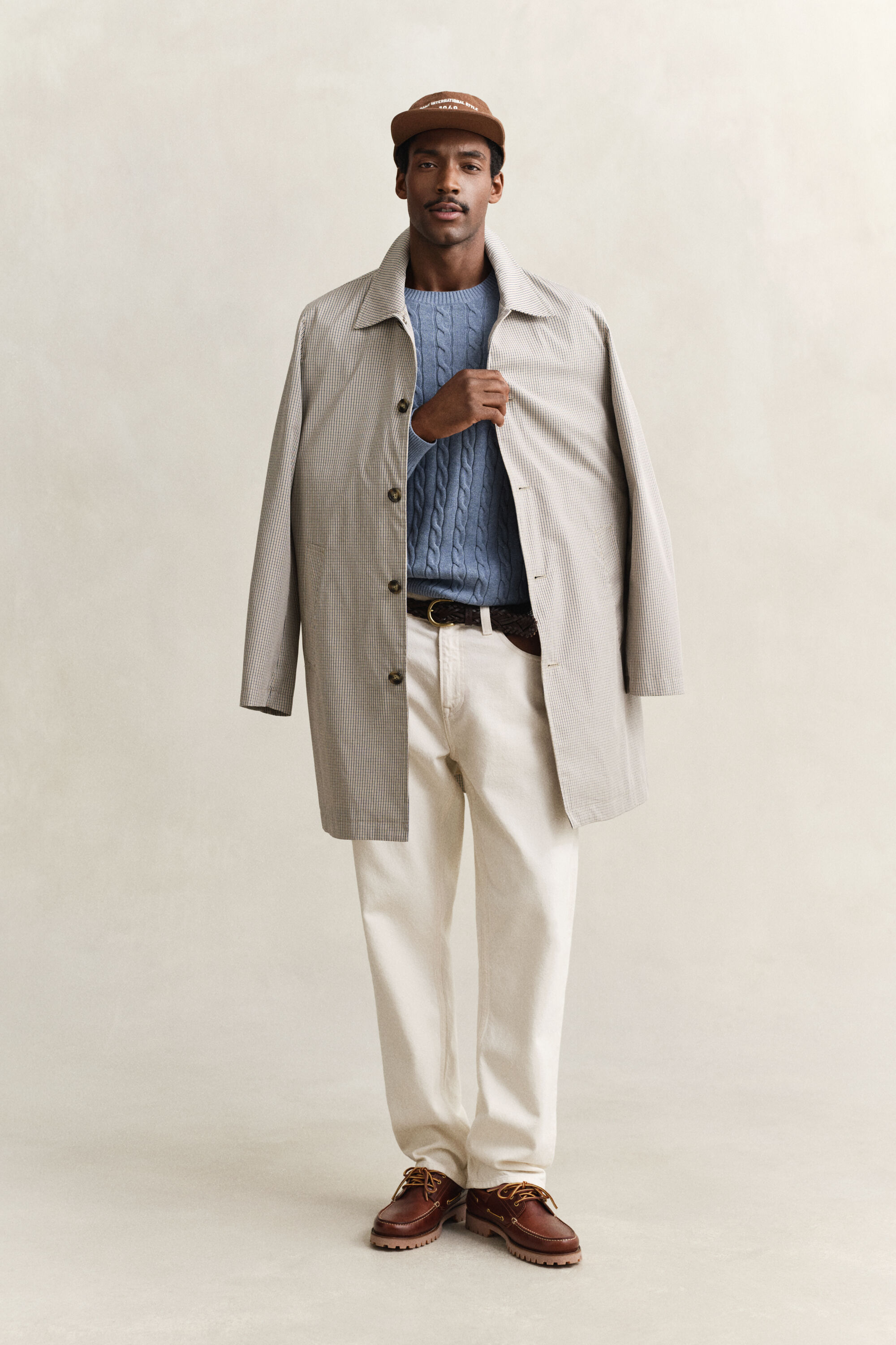 Jersey de cuello redondo y punto de ochos en algodón