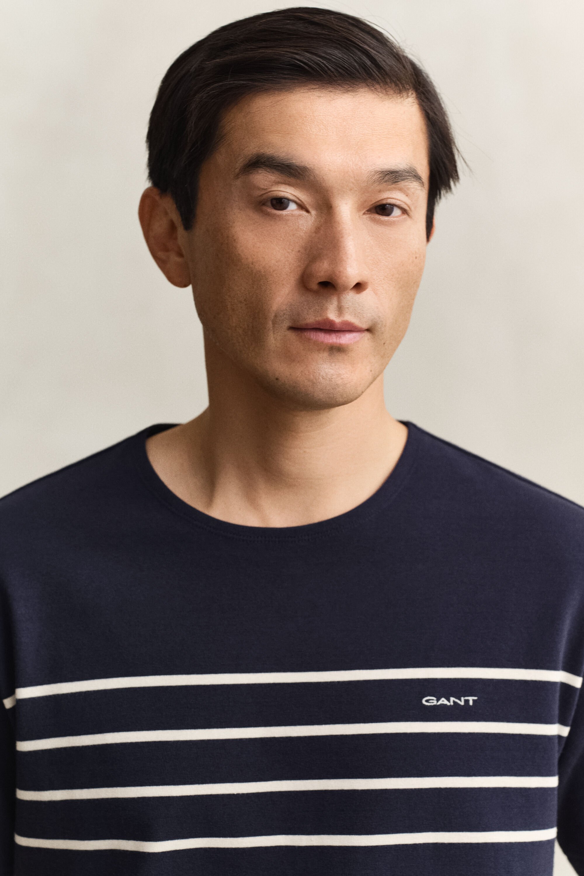 Camiseta de rayas superpuestas