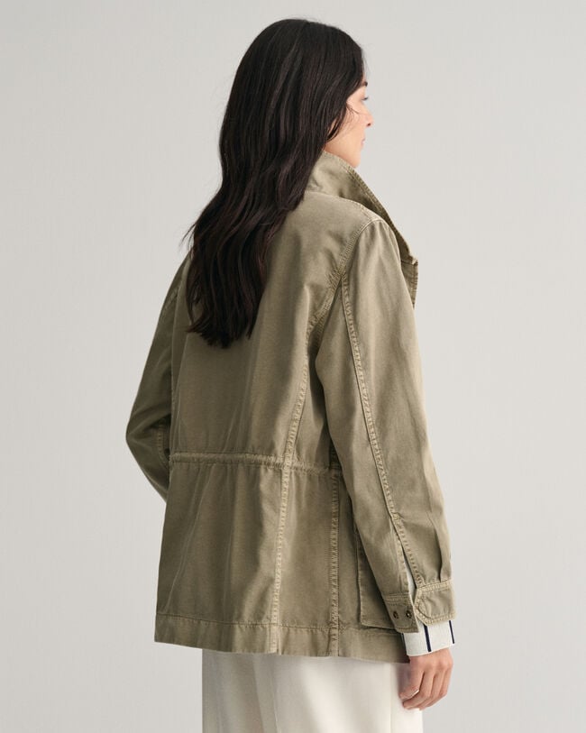 Cazadora militar teñida en prenda