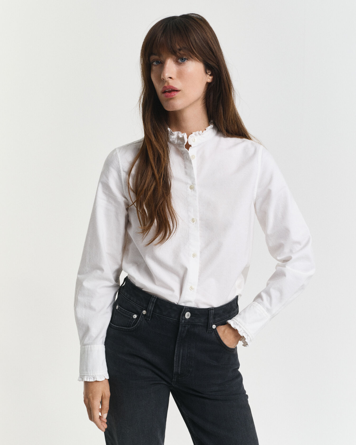 Blusa Oxford clásica con volantes