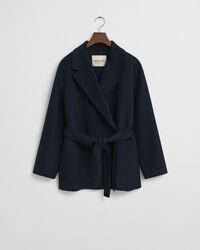 Chaqueta cosida a mano con cinturón