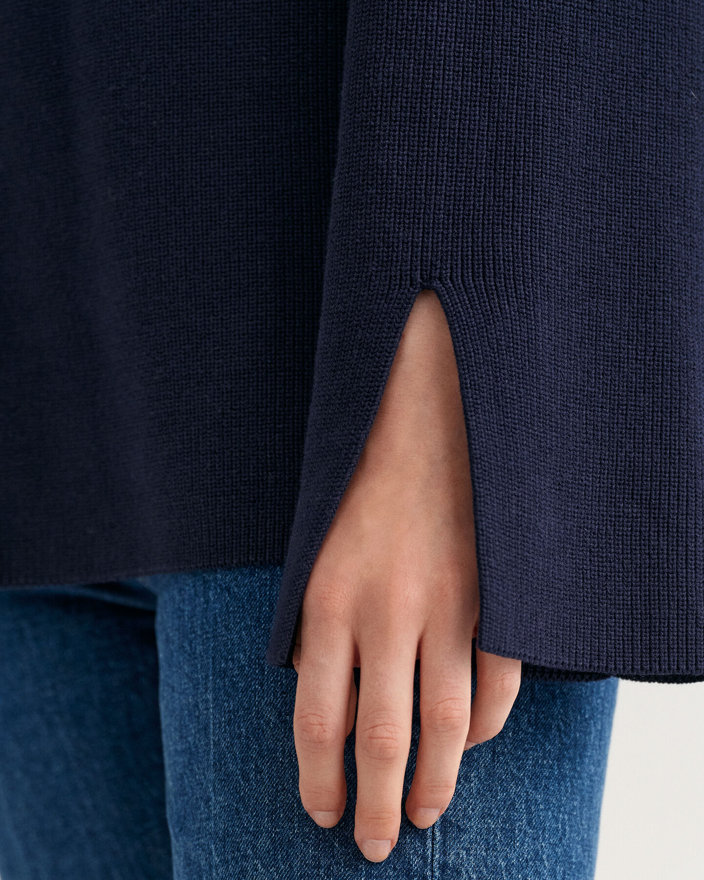 Jersey acanalado de cuello cerrado