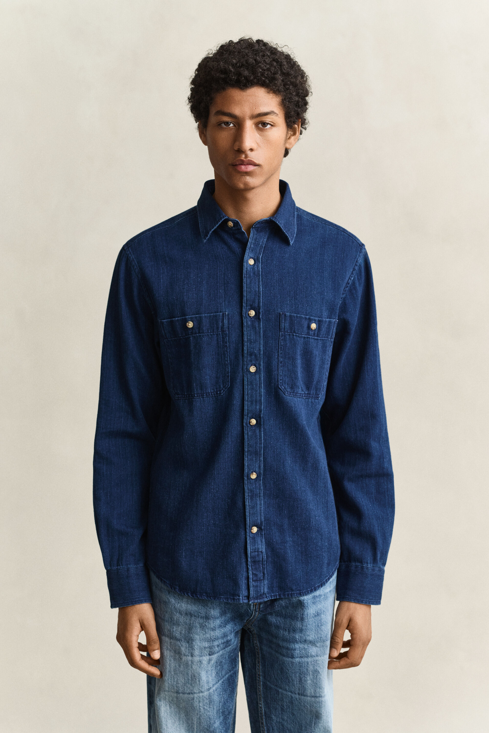 Camisa con diseño de espiga añil