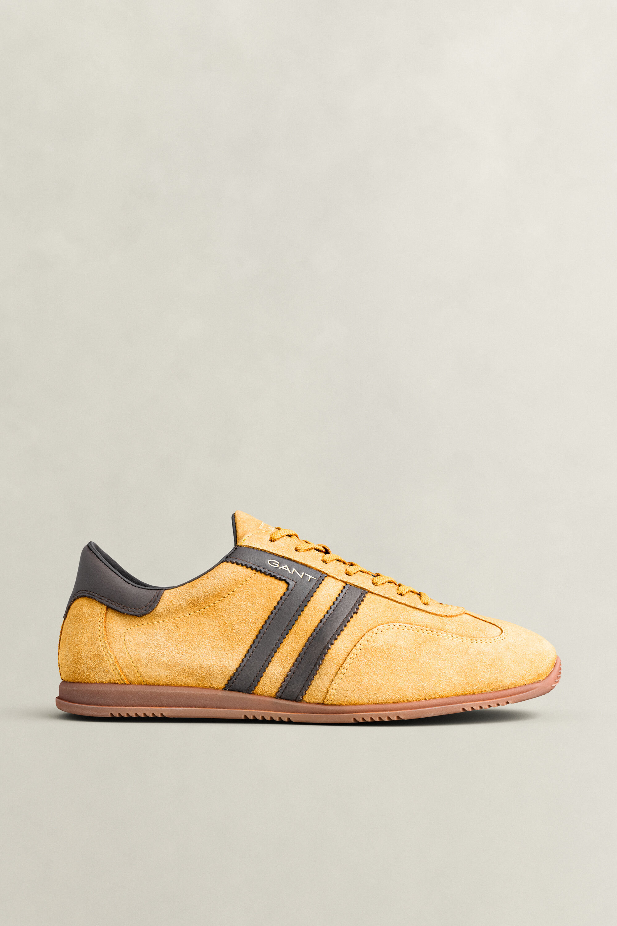 Zapatillas Spearclub de ante