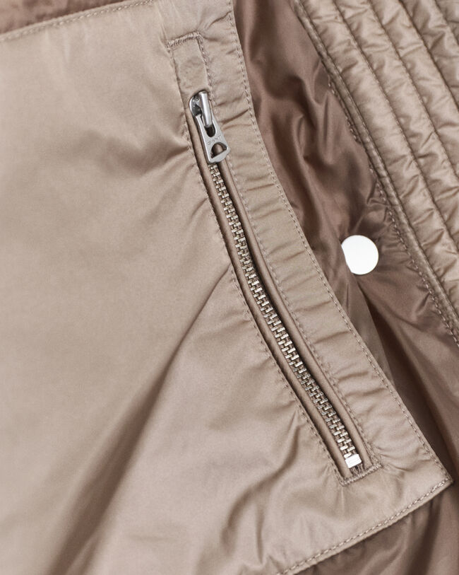 Chaqueta Relaxed Fit de plumón