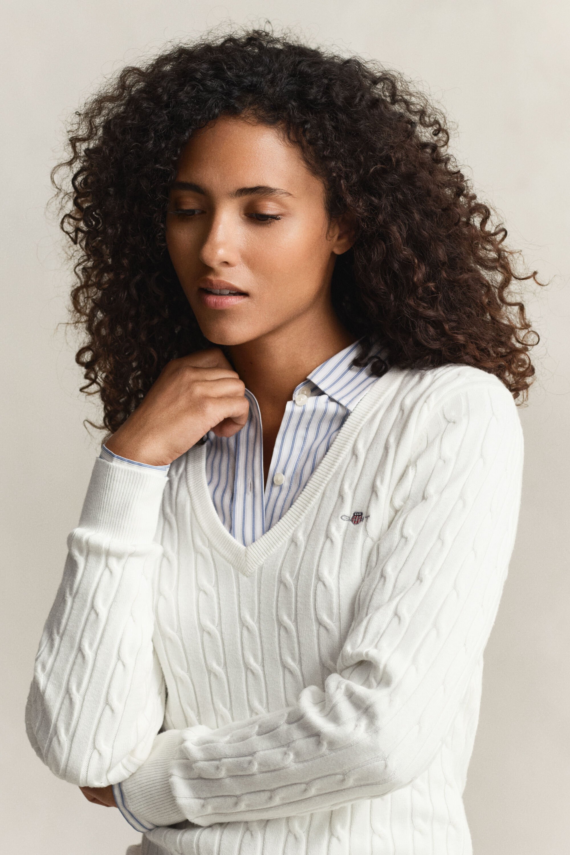 Jersey de cuello de pico en punto de ochos