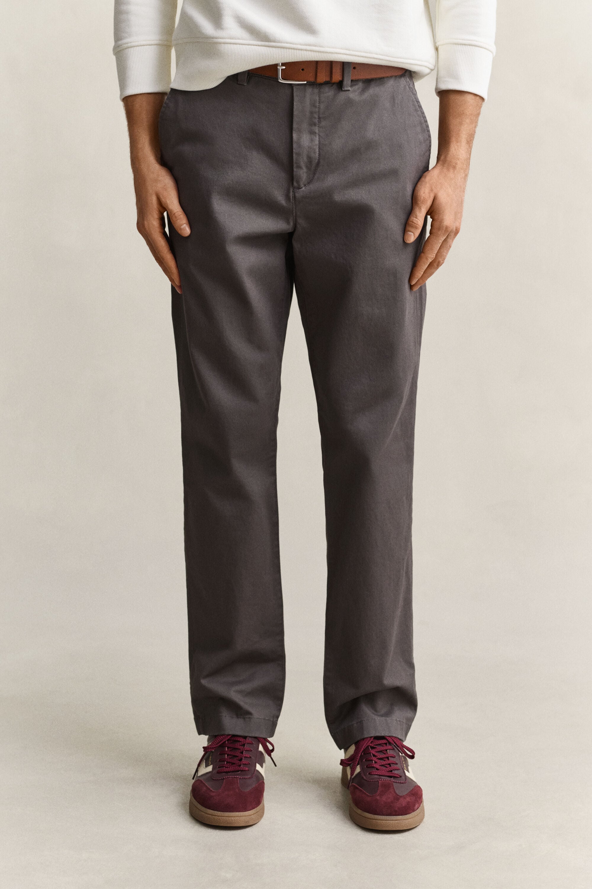 Pantalones chinos Regular Fit clásicos