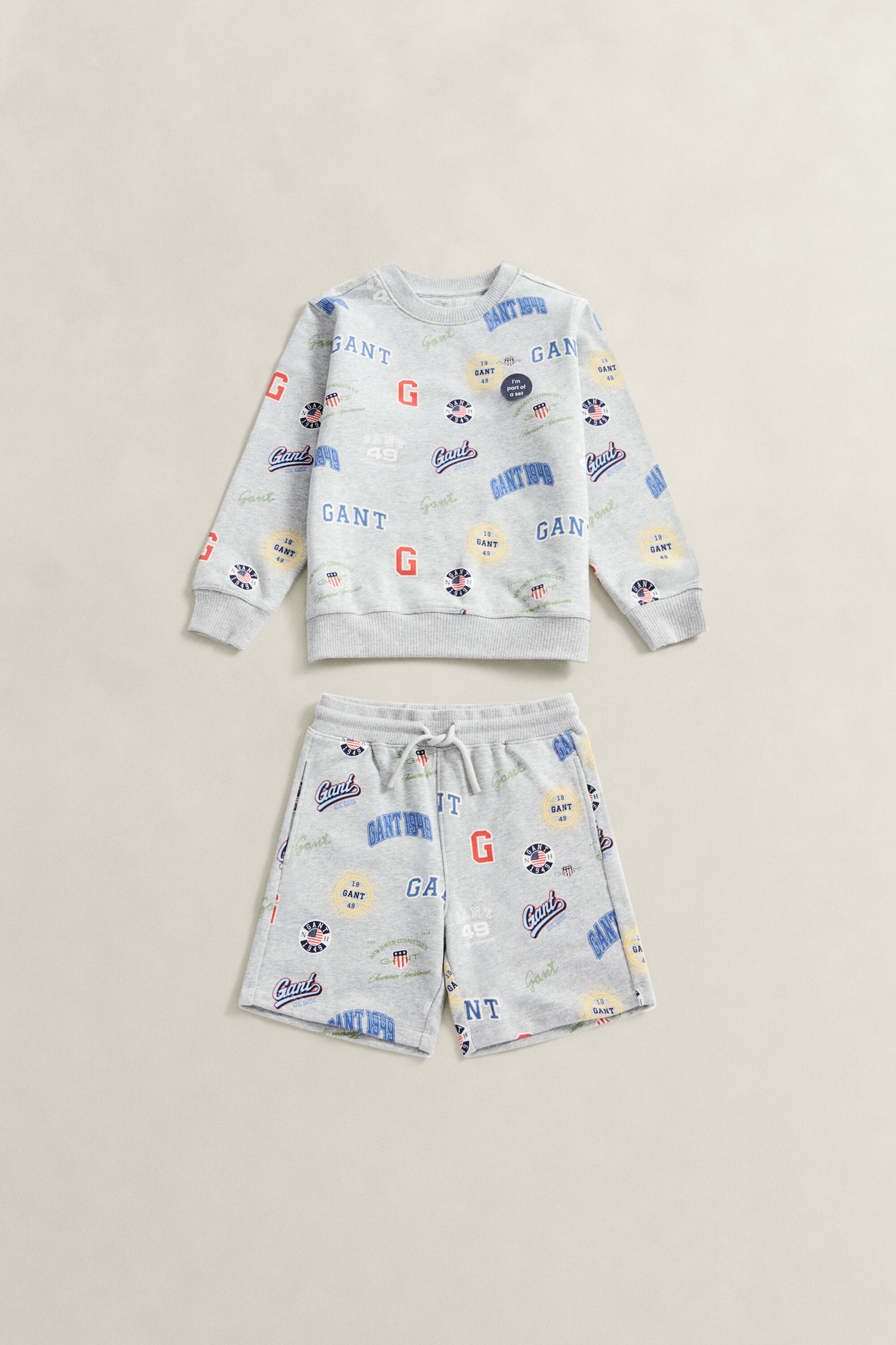 Conjunto estampado de sudadera y pantalones cortos de deporte Boys