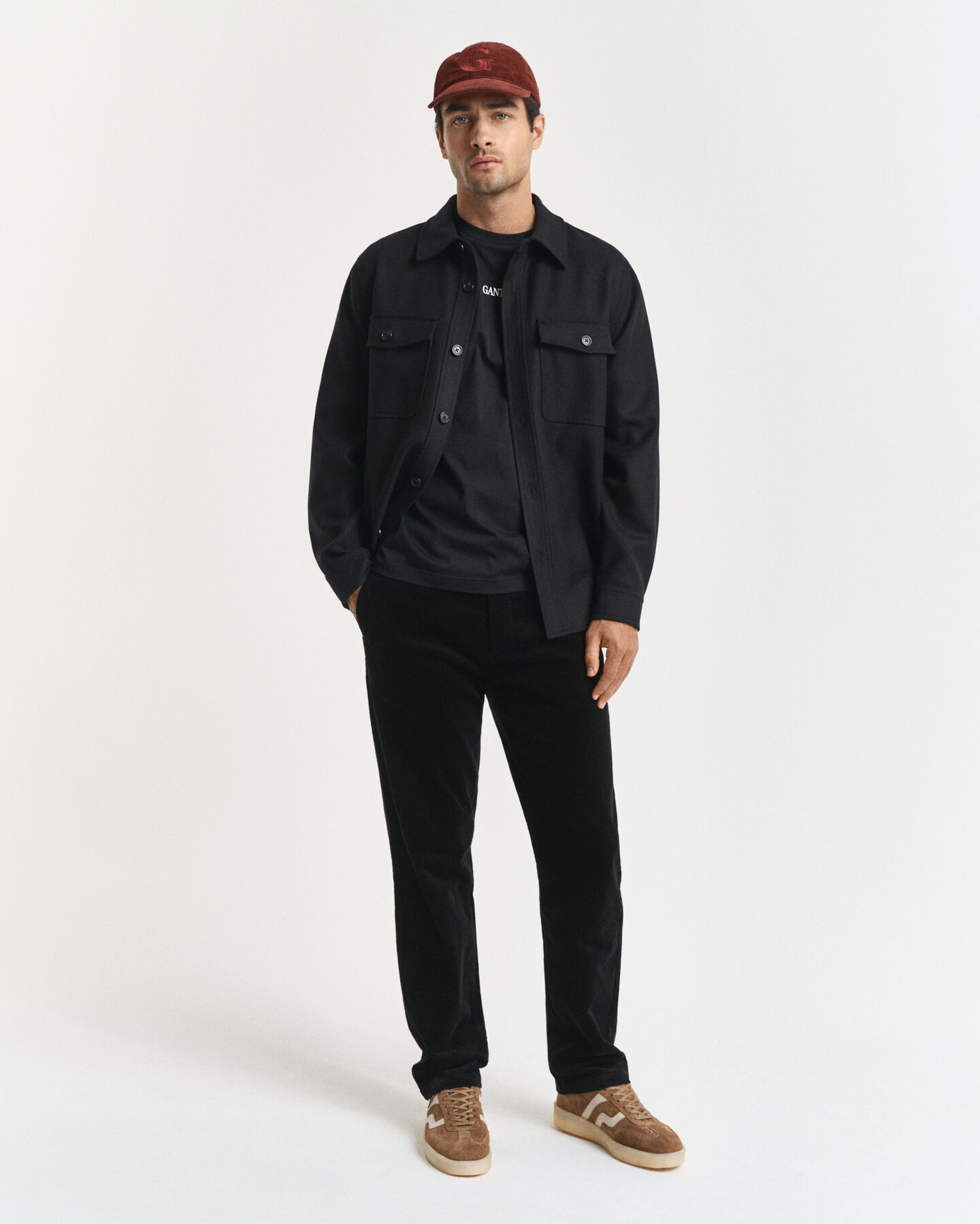 Camiseta con diseño de pequeñas dimensiones