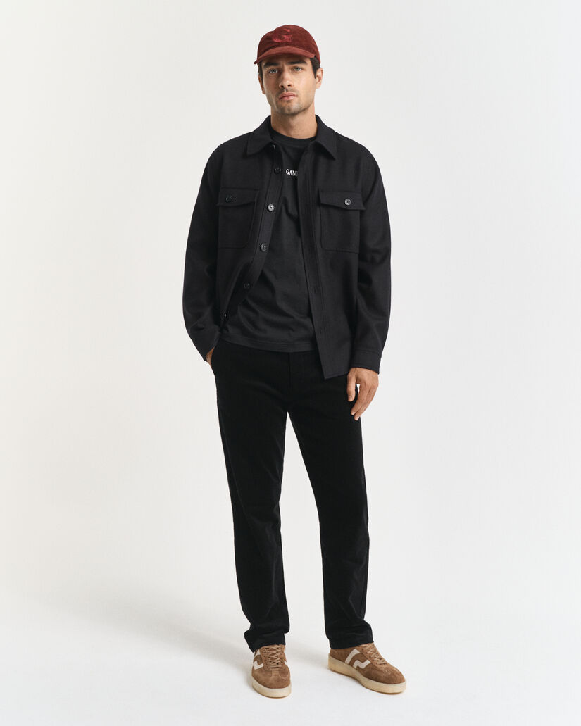 Camiseta con diseño de pequeñas dimensiones