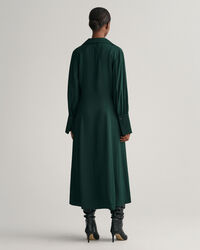 Vestido Slim Fit con pu&ntilde;os anchos