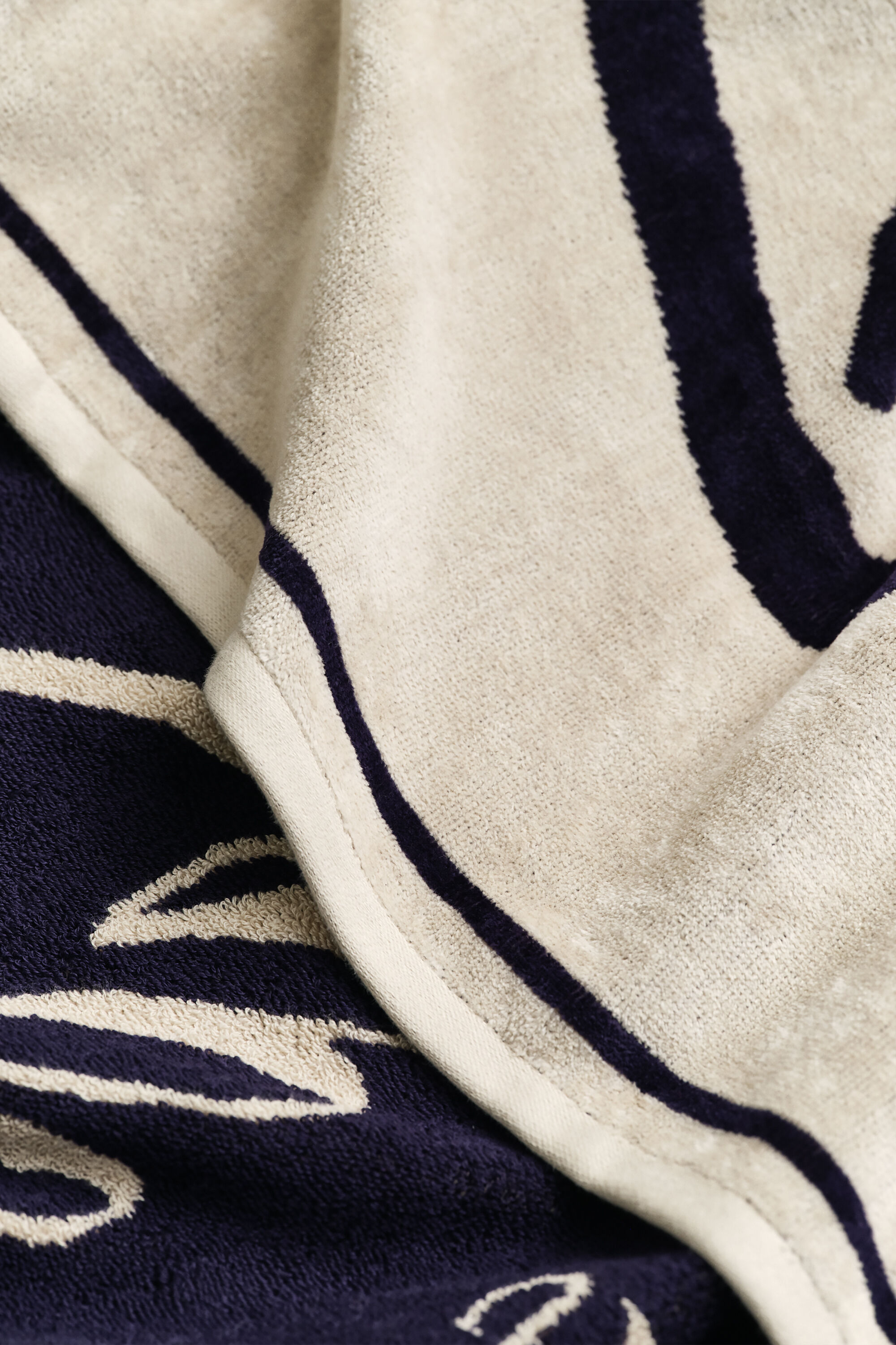 Toalla de playa con estampado Since 1949