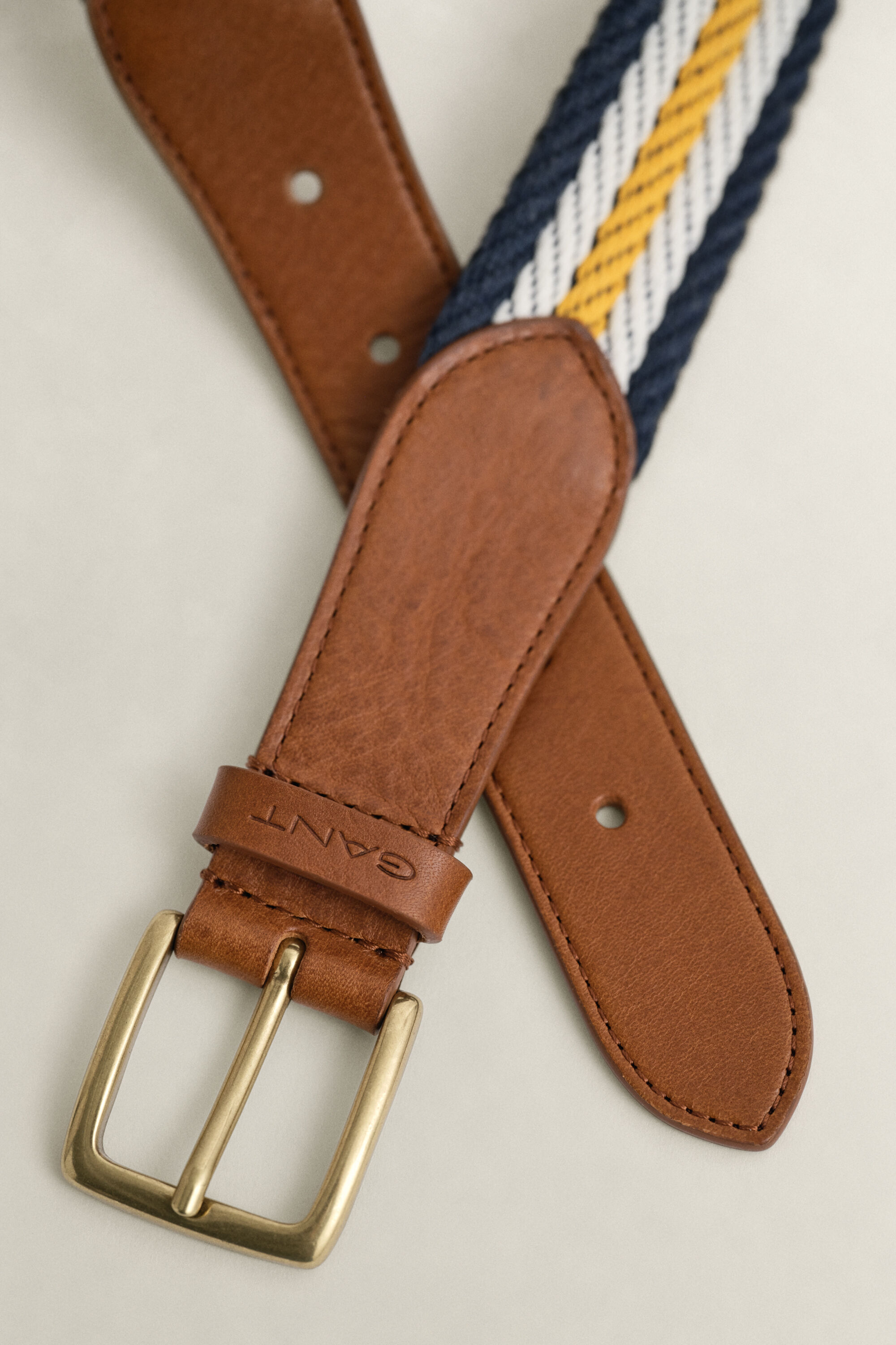 Cinturón tejido a rayas