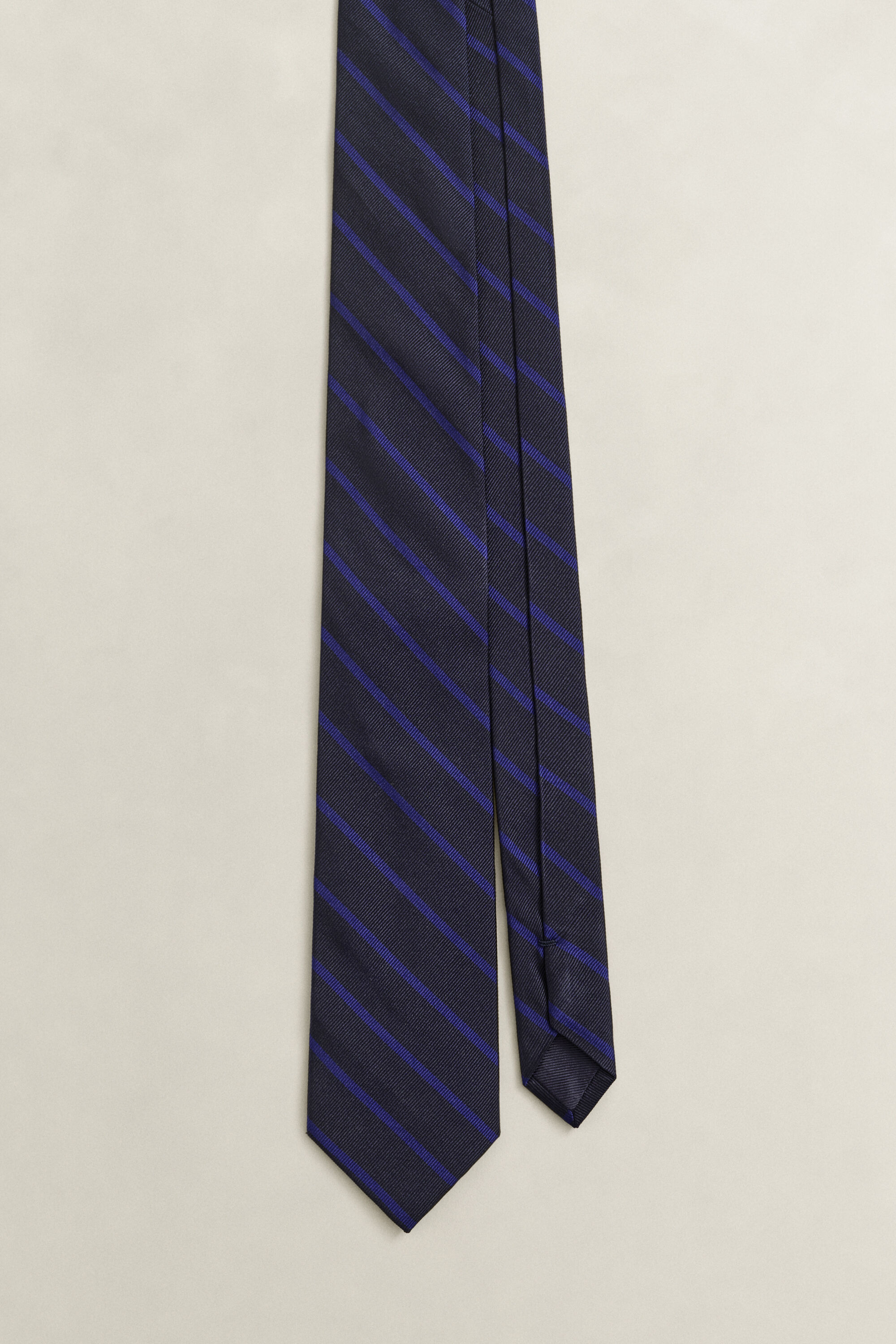 Corbata de rayas Gant x Yale