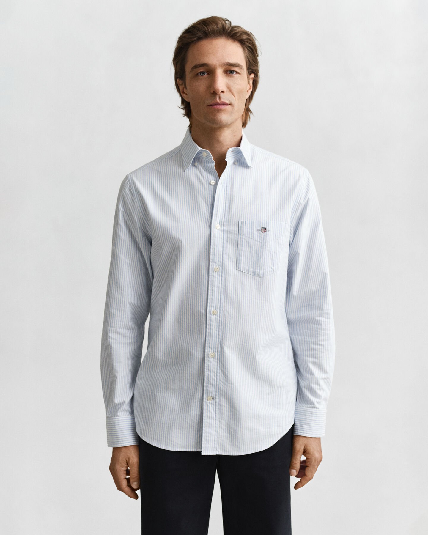 Camisa Oxford clásica Regular Fit de rayas finas