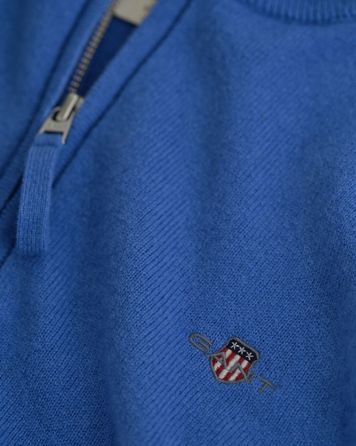 Jersey de lana de oveja muy fina con media cremallera