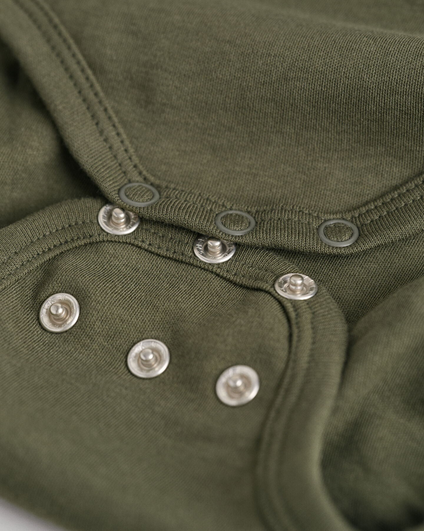 Body y gorro Archive Shield Baby