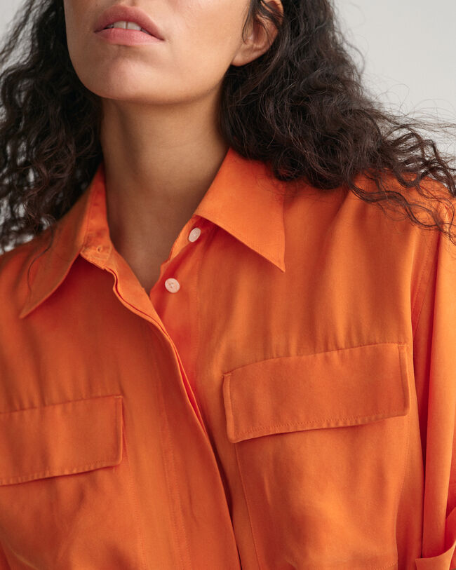 Vestido camisero de manga corta con bolsillos con solapa