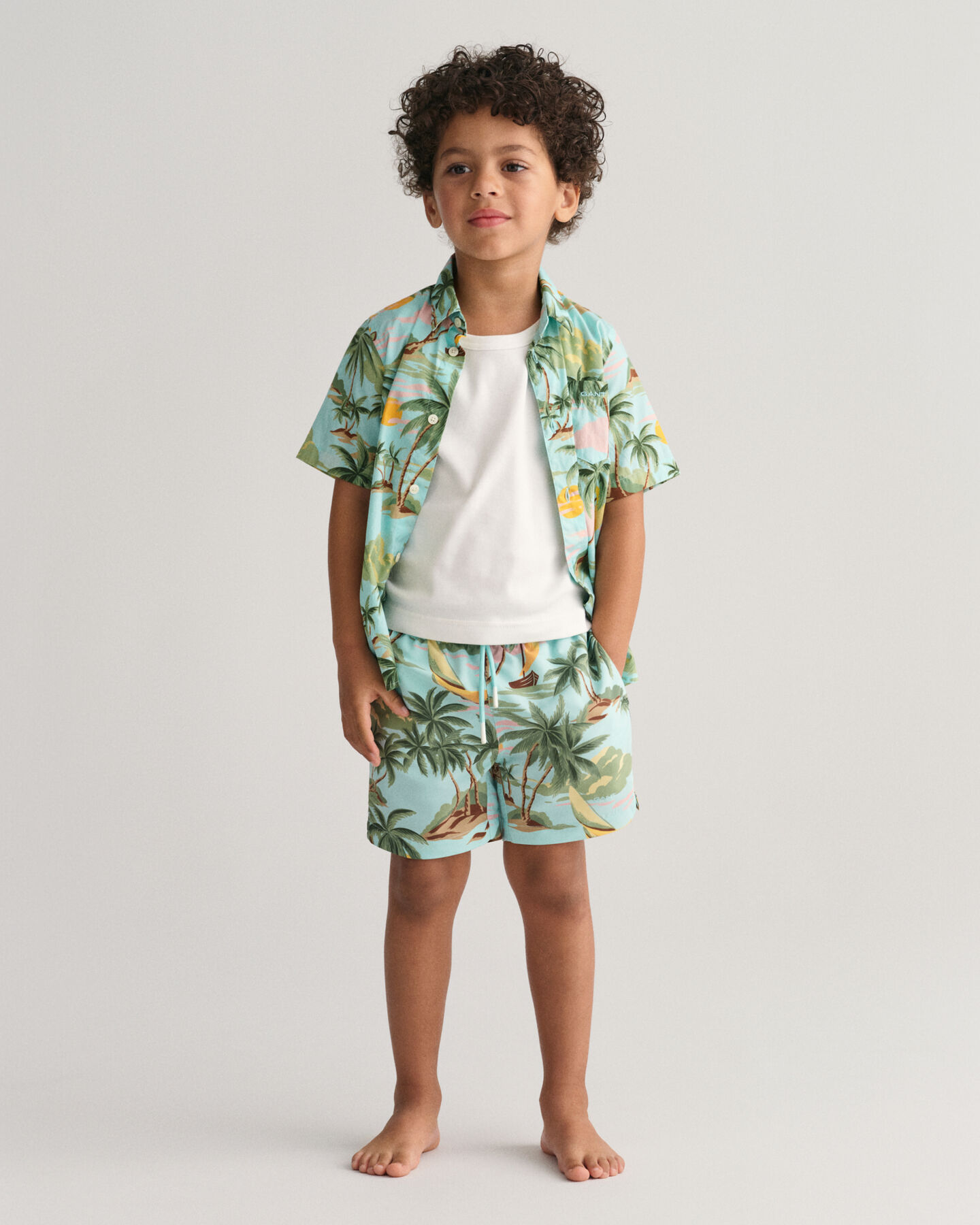 Ba&ntilde;ador Hawaiian Print Boys