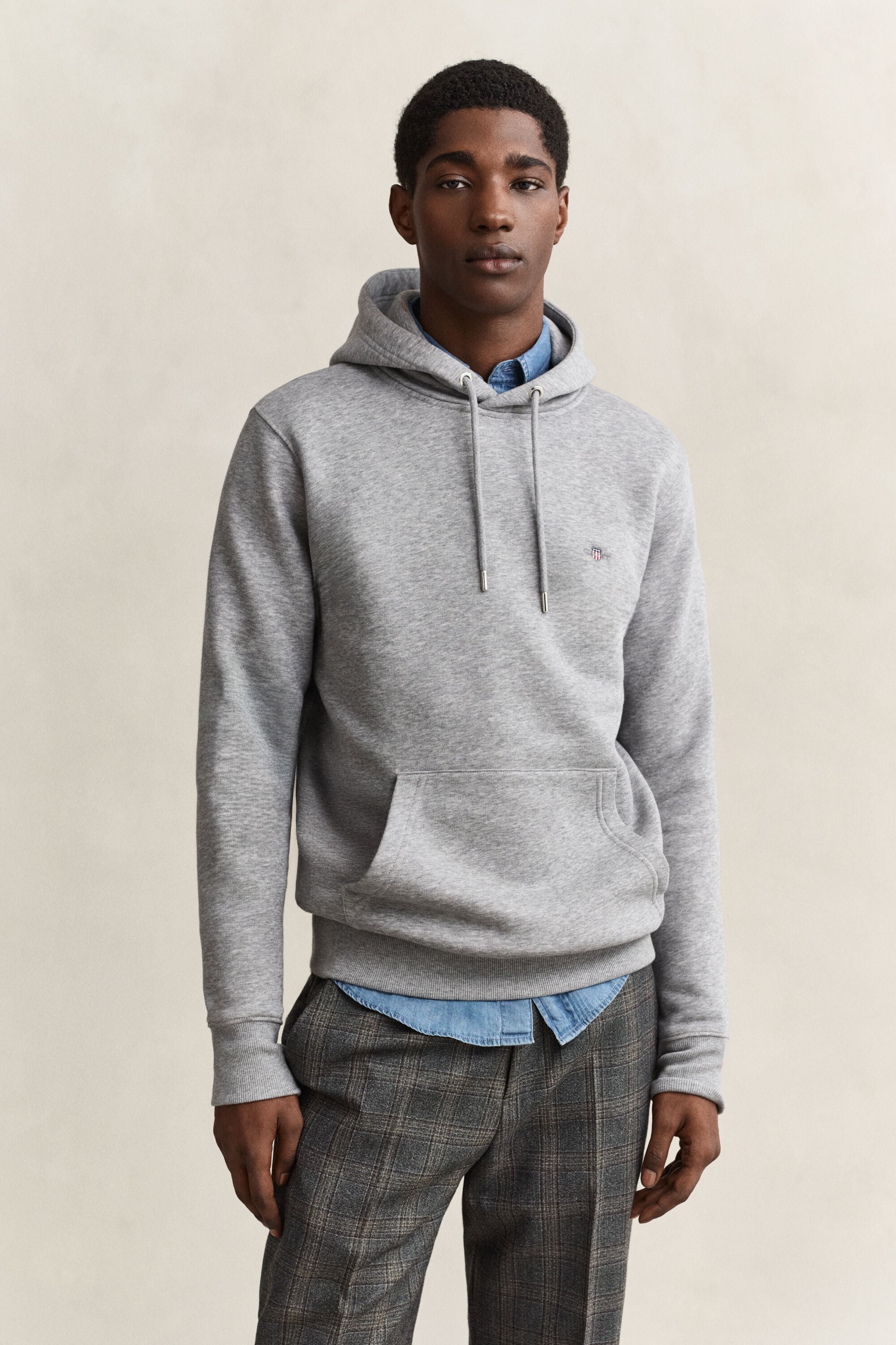 Sudadera con capucha Shield