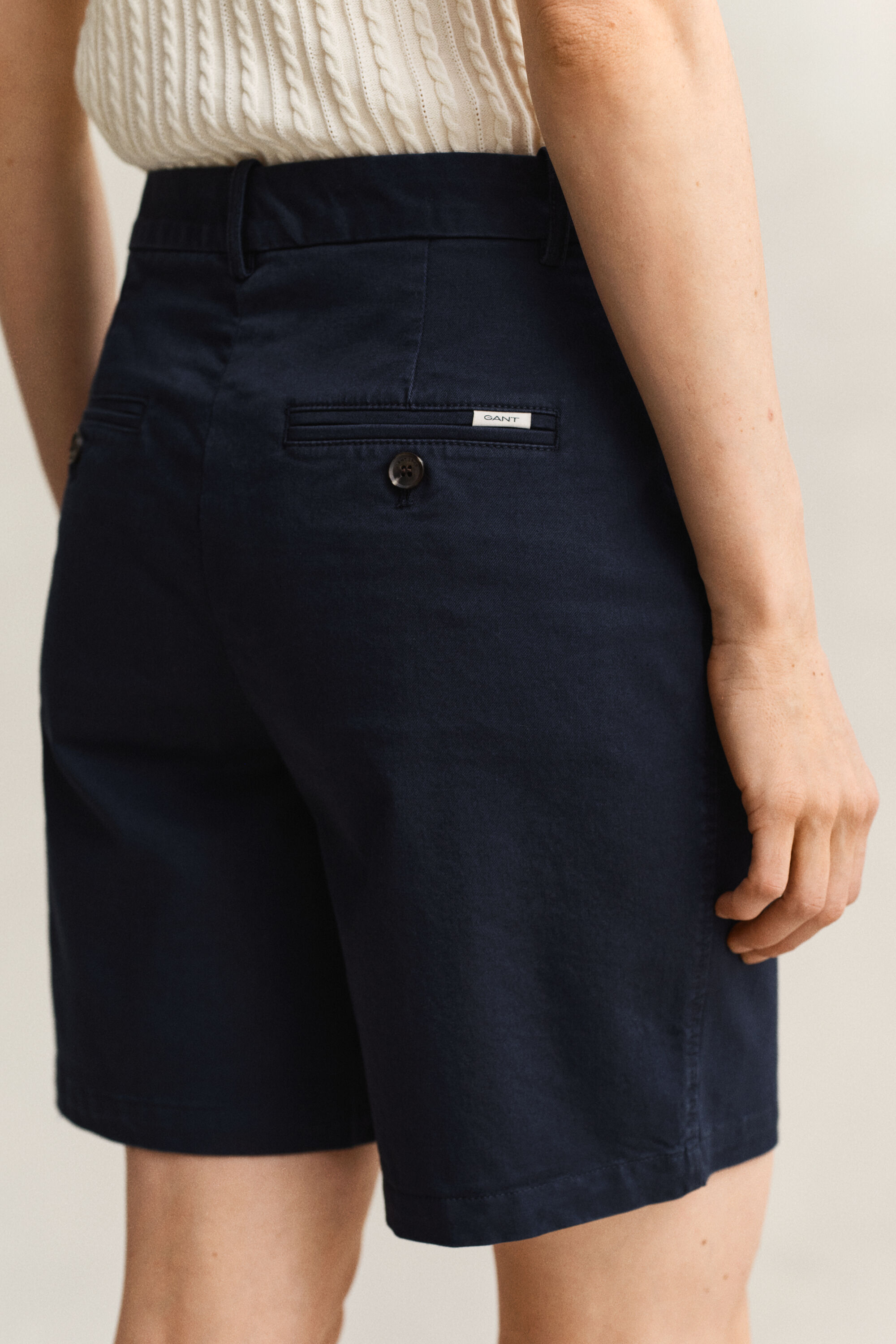 Pantalones chinos cortos