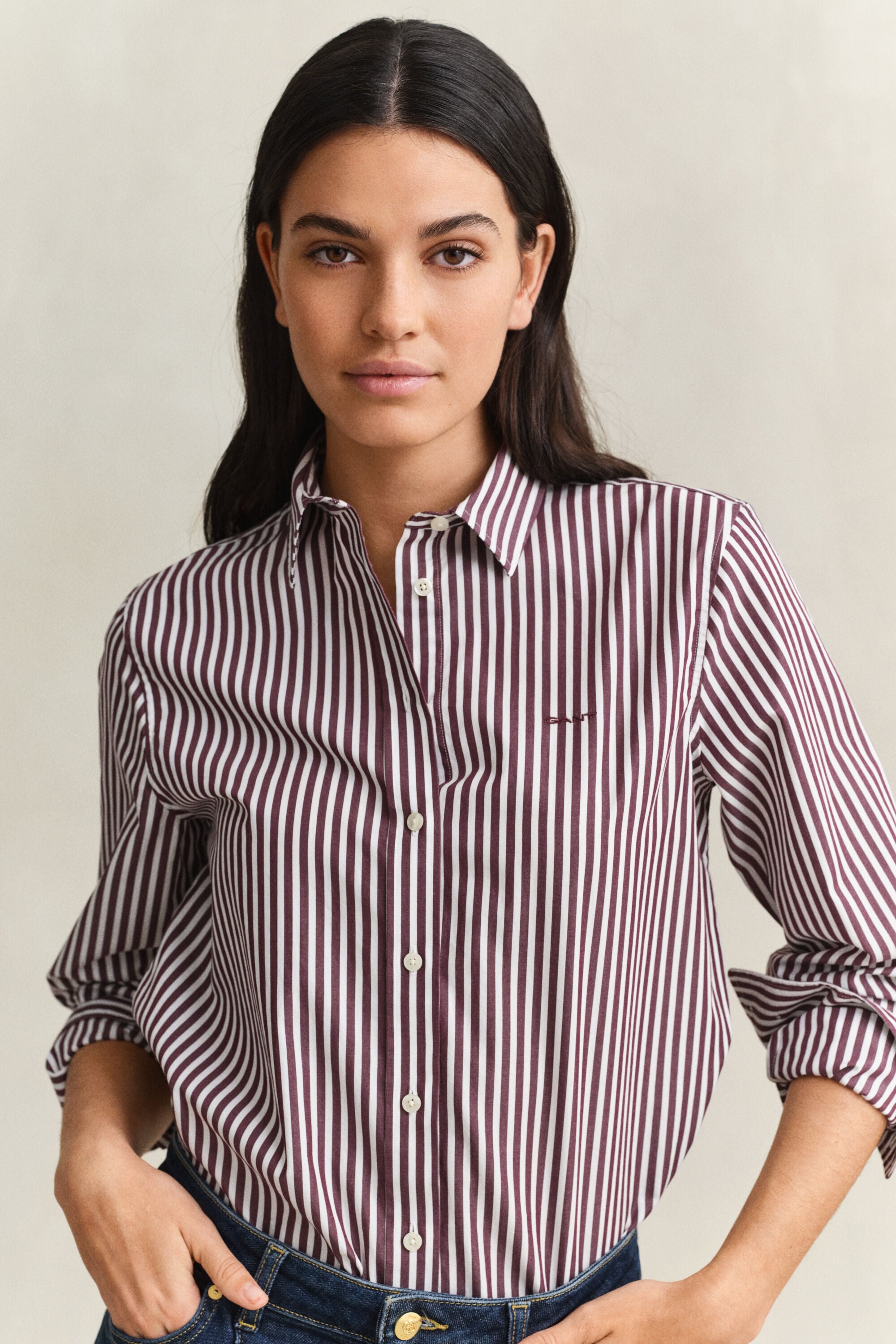 Camisa Regular Fit clásica de popelina a rayas