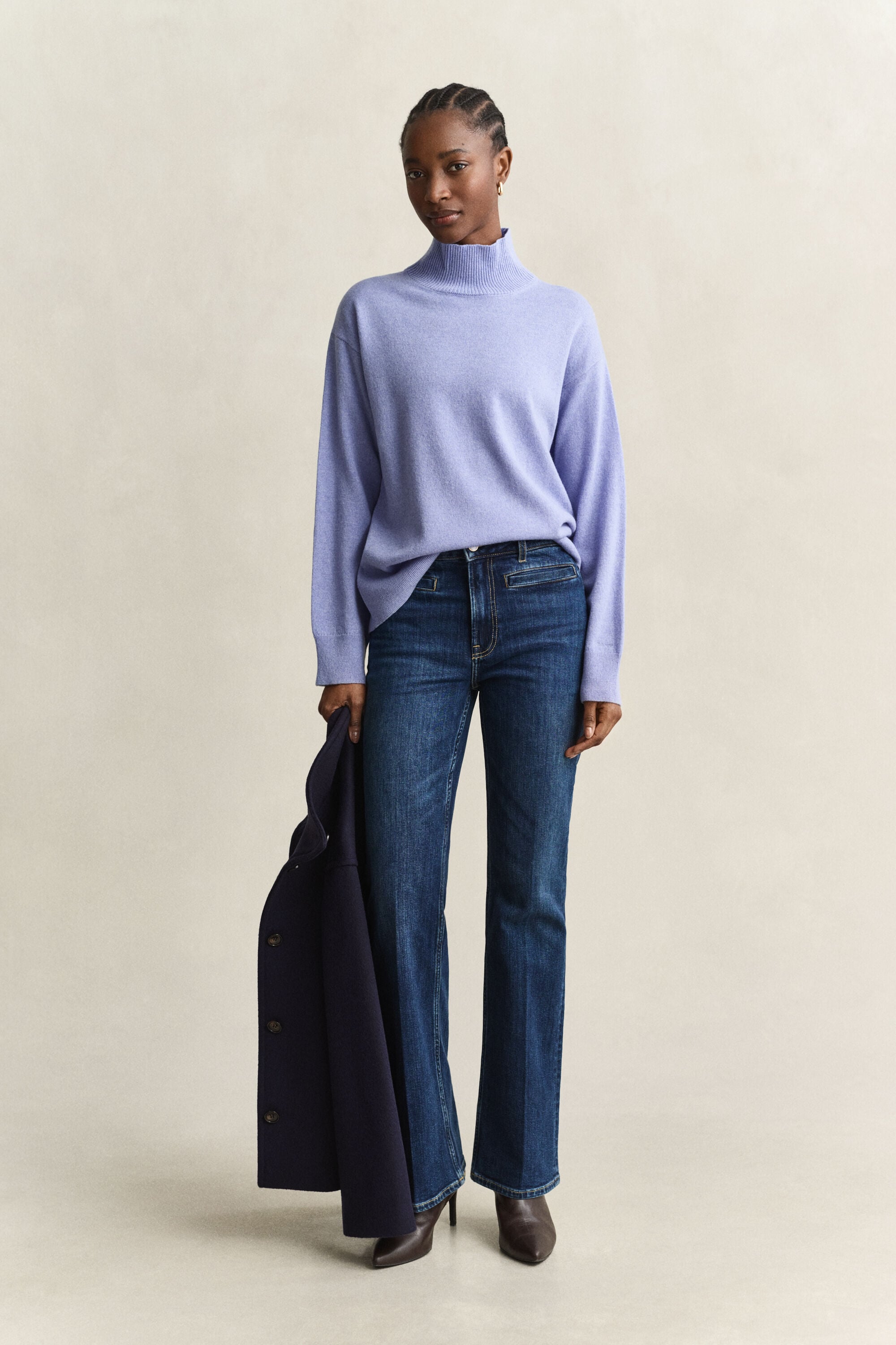 Jersey de lana de oveja superfina con cuello cerrado