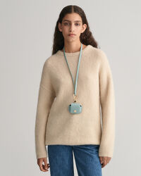 Bolso al cuello de piel