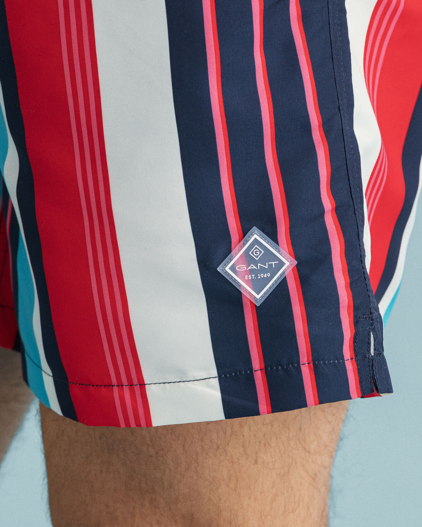 Ba&ntilde;ador Classic Fit con estampado de rayas