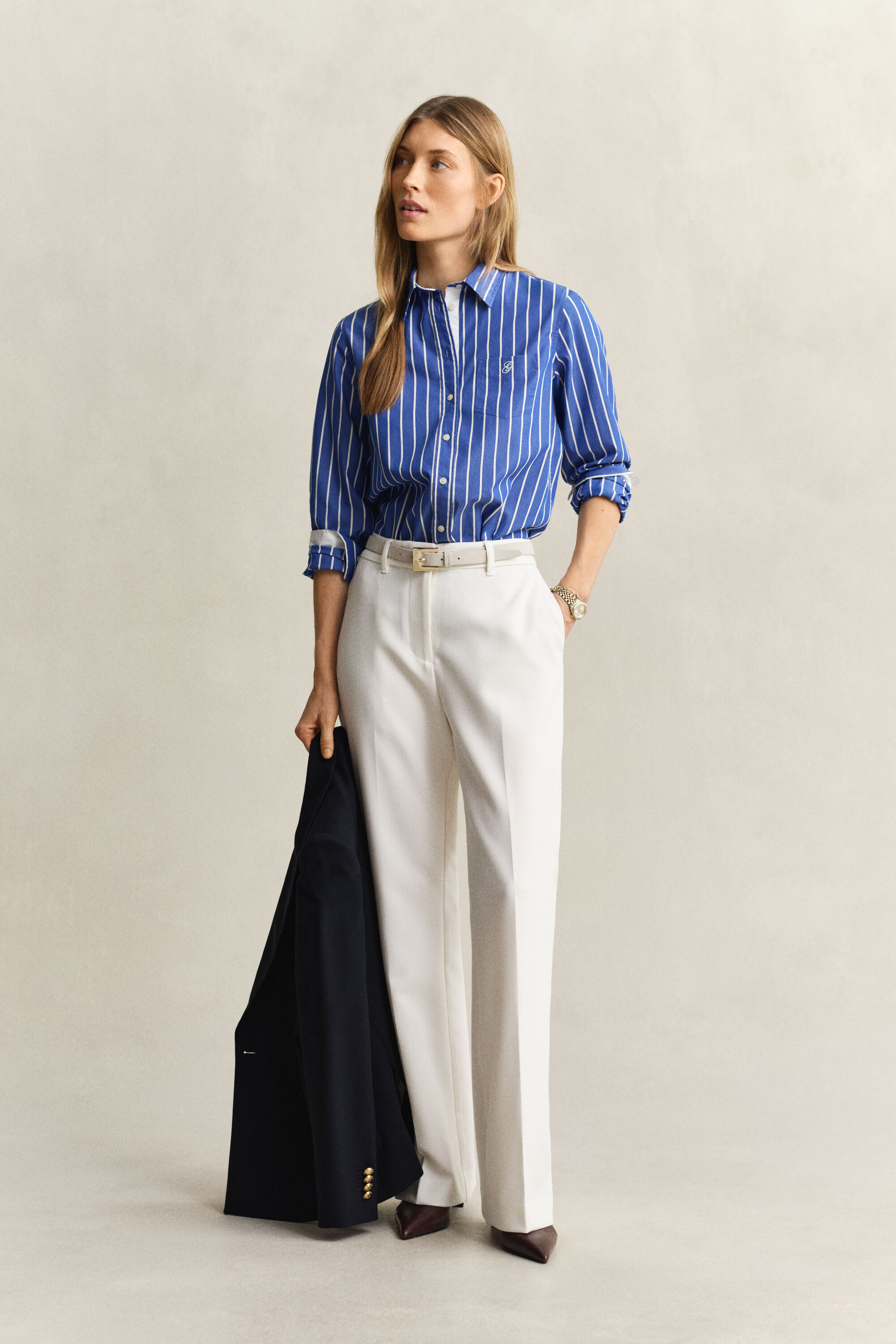 Camisa Regular Fit clásica de popelina a rayas