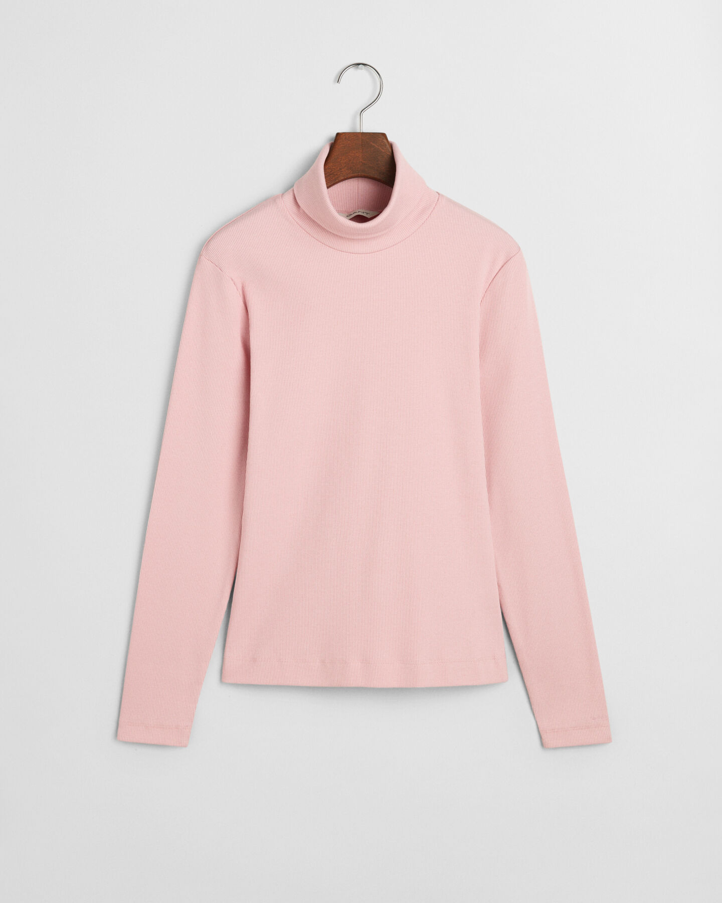 Camiseta acanalada con cuello de cisne y manga larga