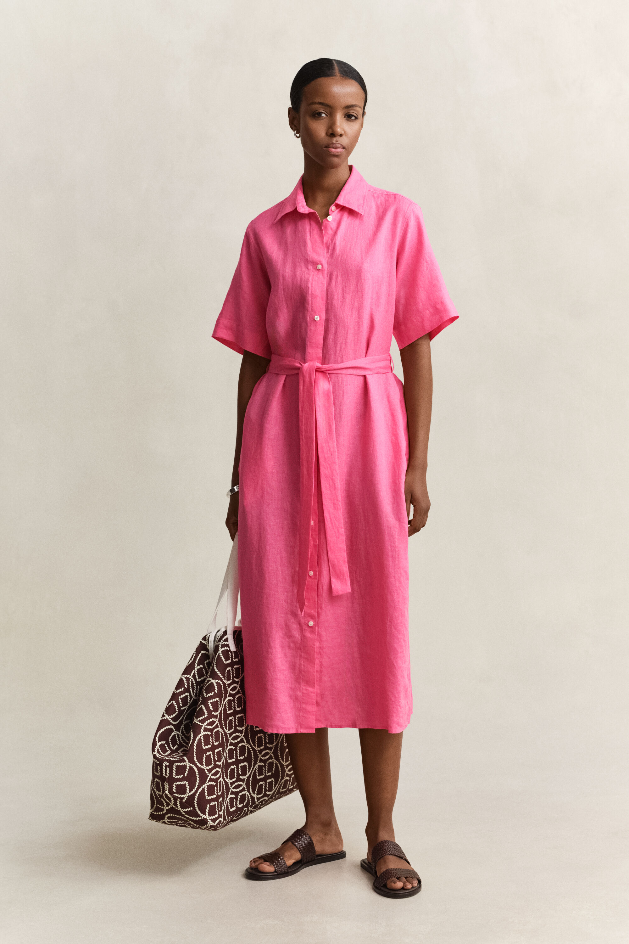 Vestido camisero de lino