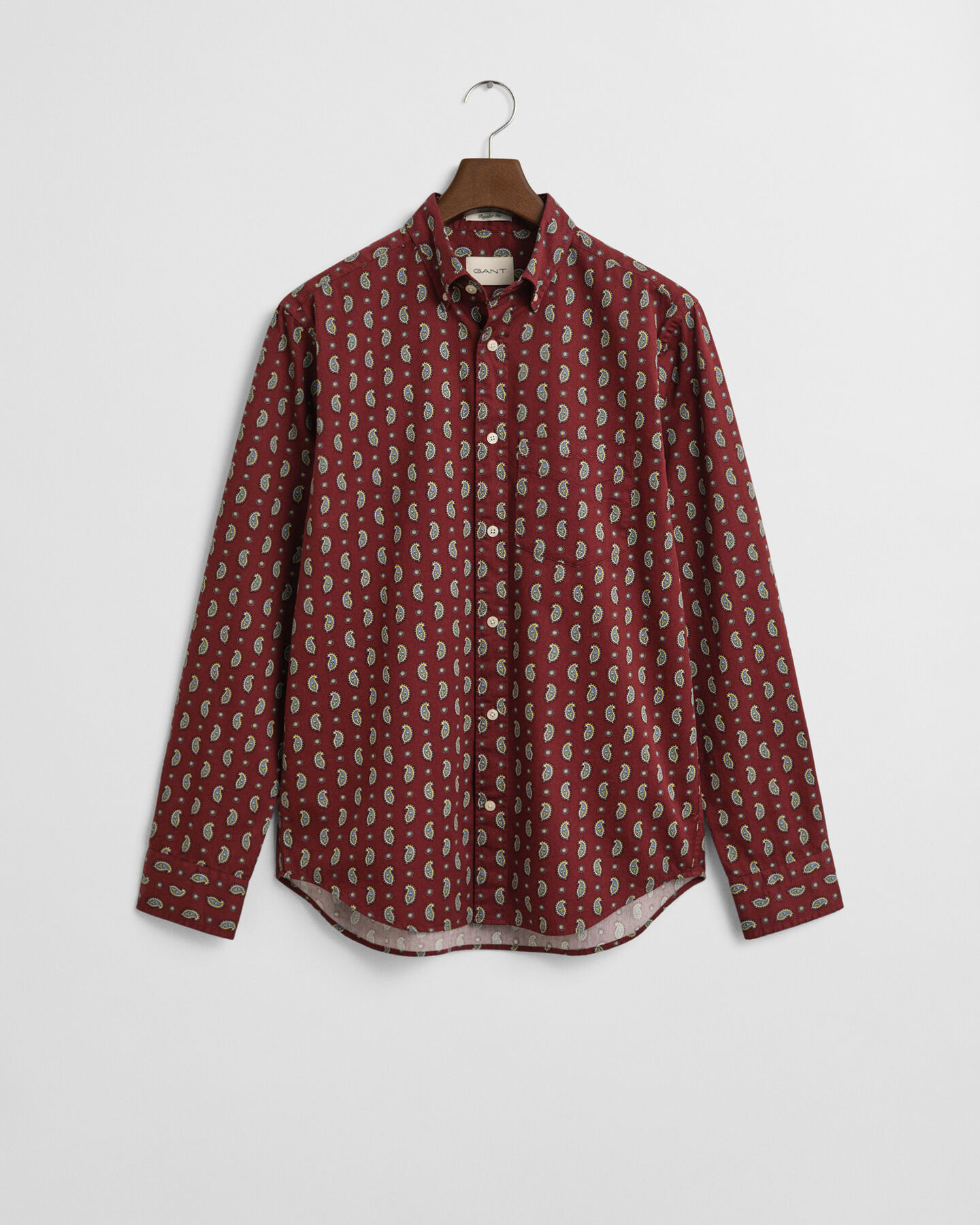 Camisa Regular Fit de sarga con estampado de cachemir
