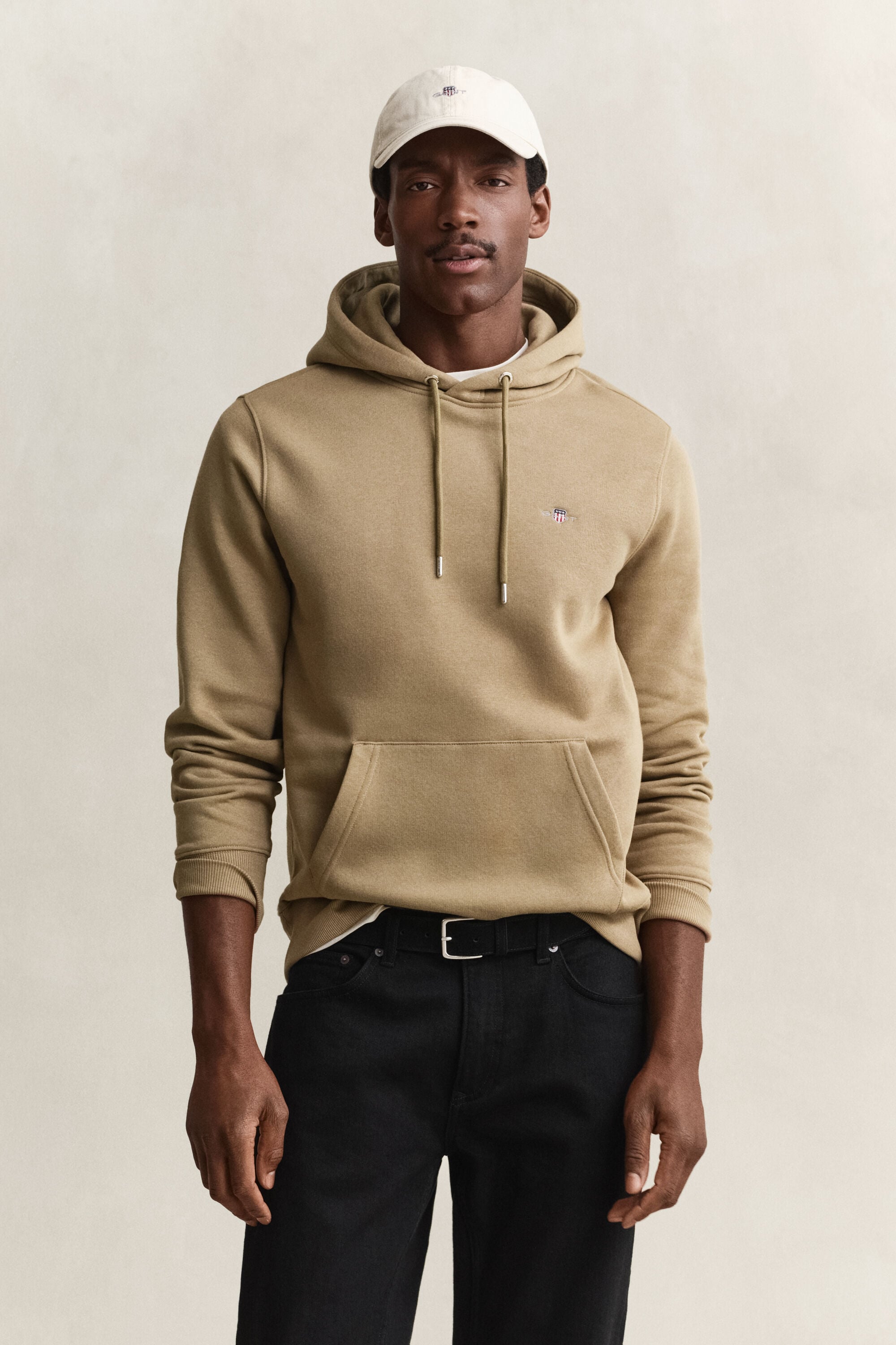 Sudadera con capucha Shield