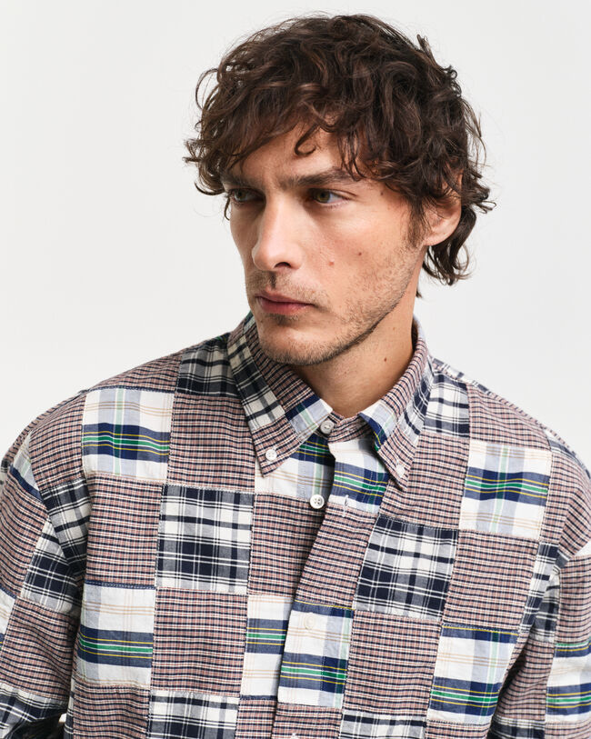 Camisa Relaxed Fit con diseño de parches Remake