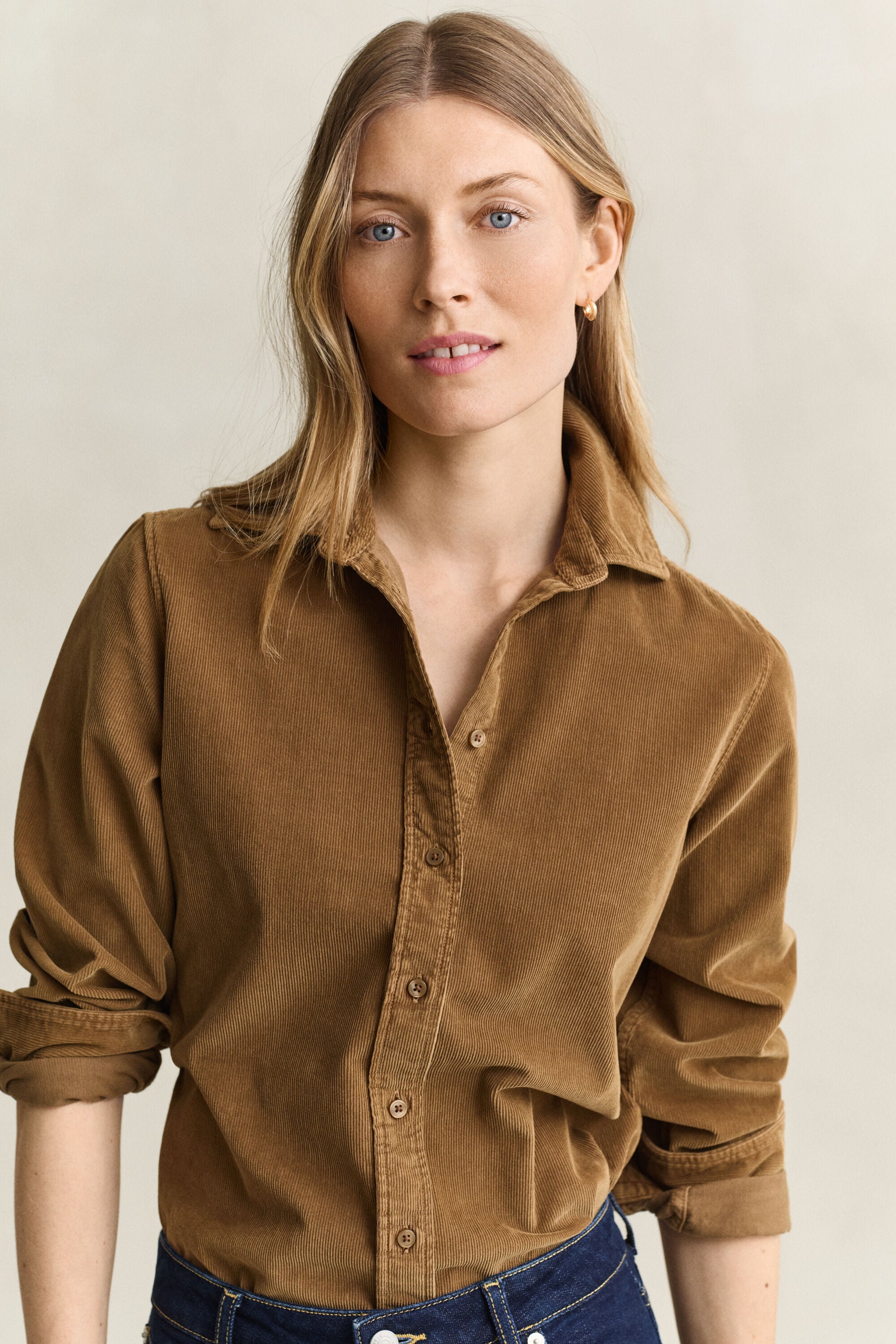 Camisa Regular Fit de pana