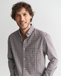 Camisa Regular Fit de sarga ligera a cuadros Vichy